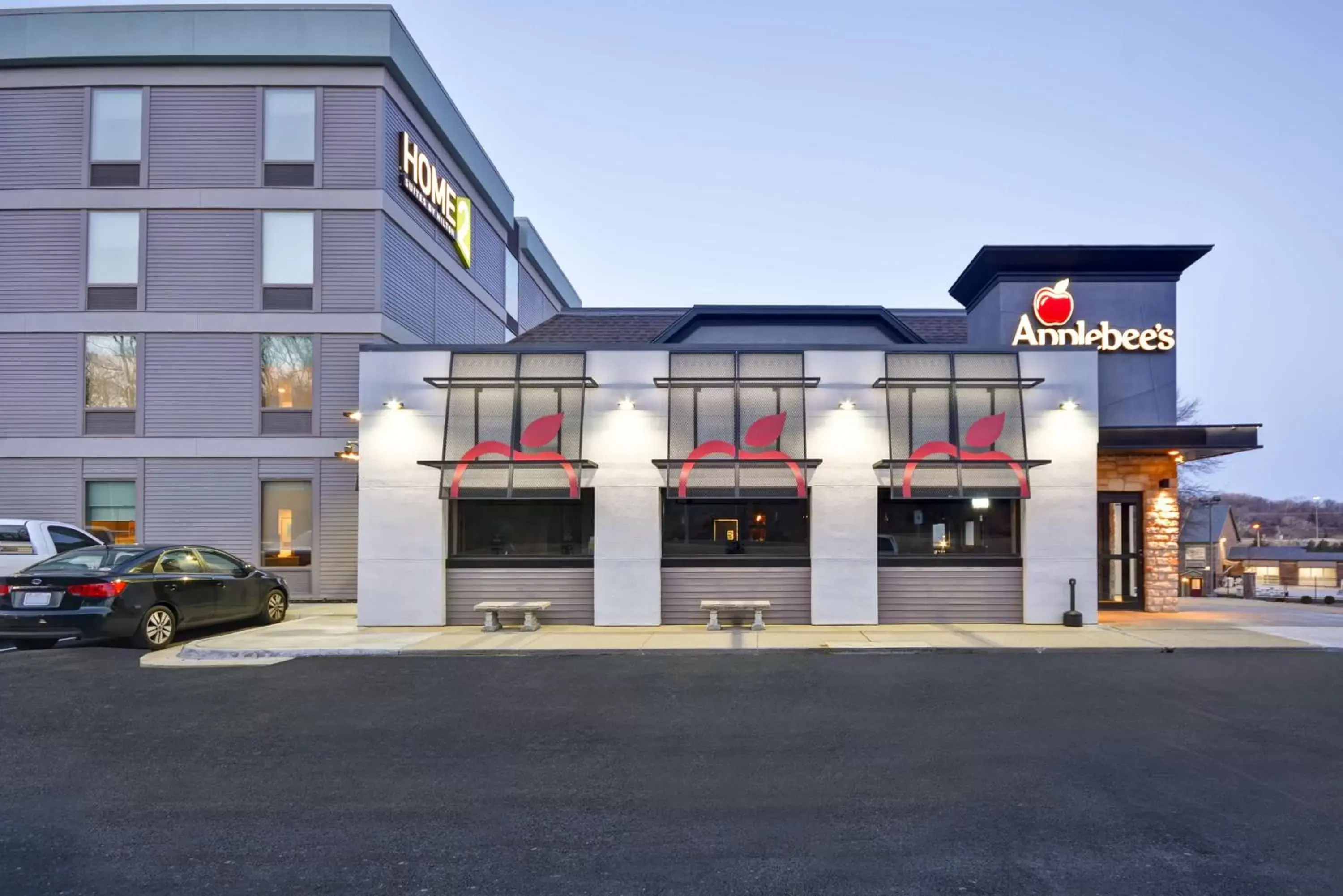 Restaurant/places to eat in Home2 Suites by Hilton Kansas City KU Medical Center Restaurant/places to eat in Home2 Suites by Hilton Kansas City KU Medical Center