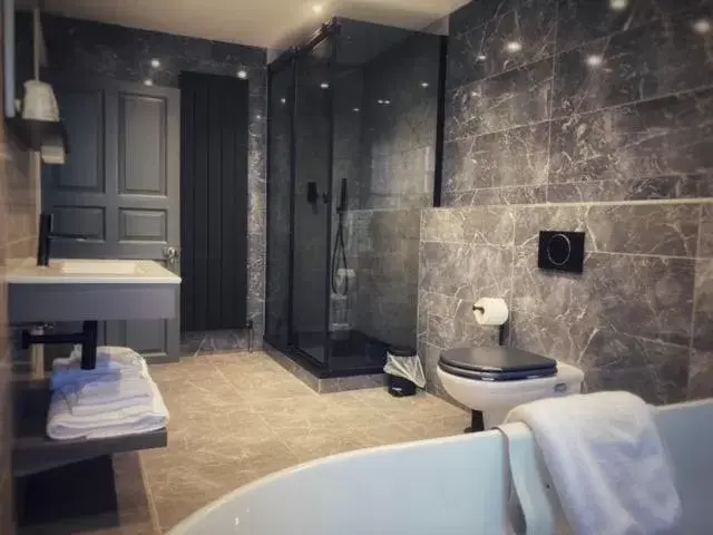 Bathroom in Blackwell Grange Hotel