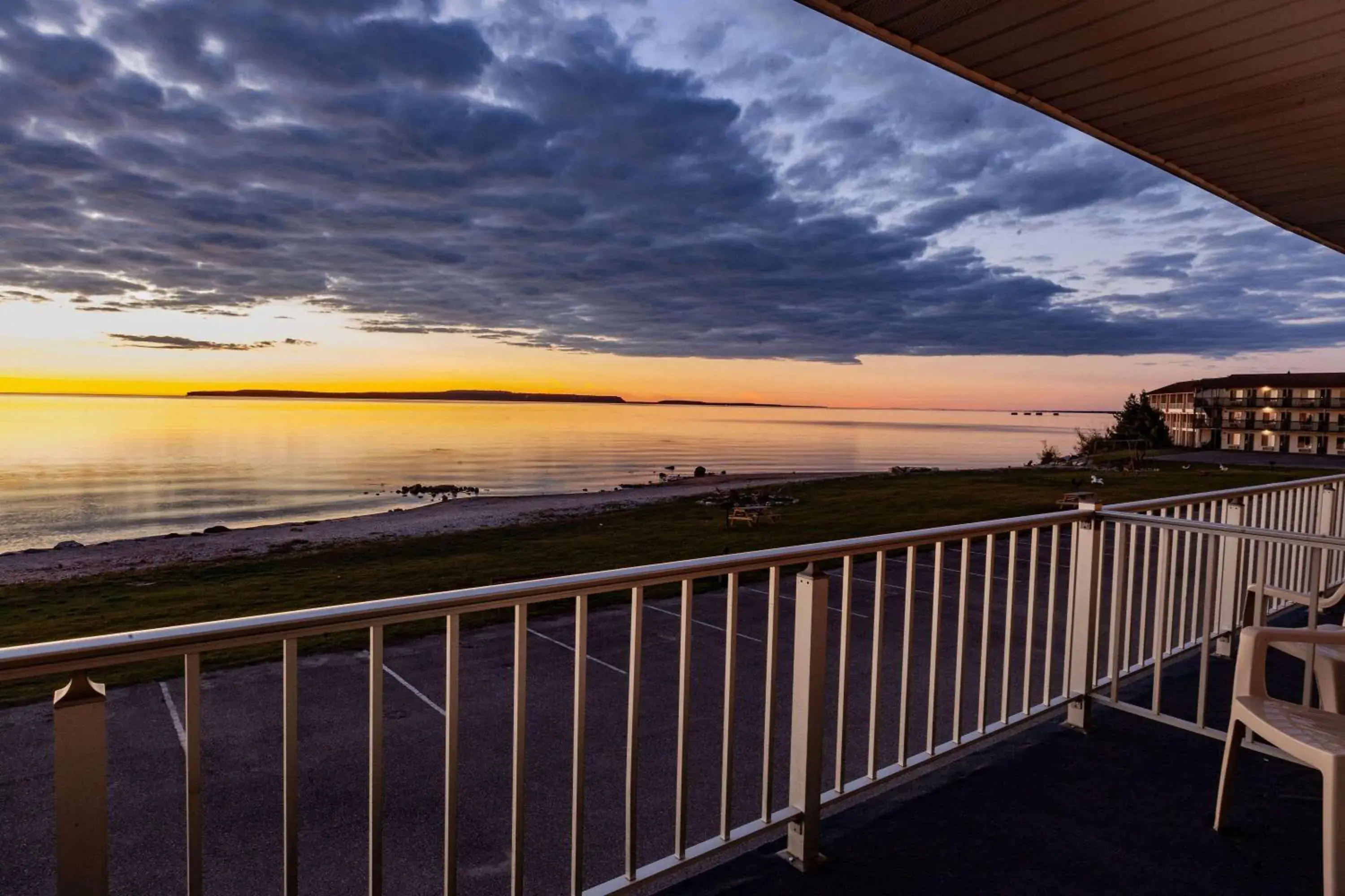 View (from property/room), Balcony/Terrace in Days Inn & Suites by Wyndham St. Ignace Lakefront