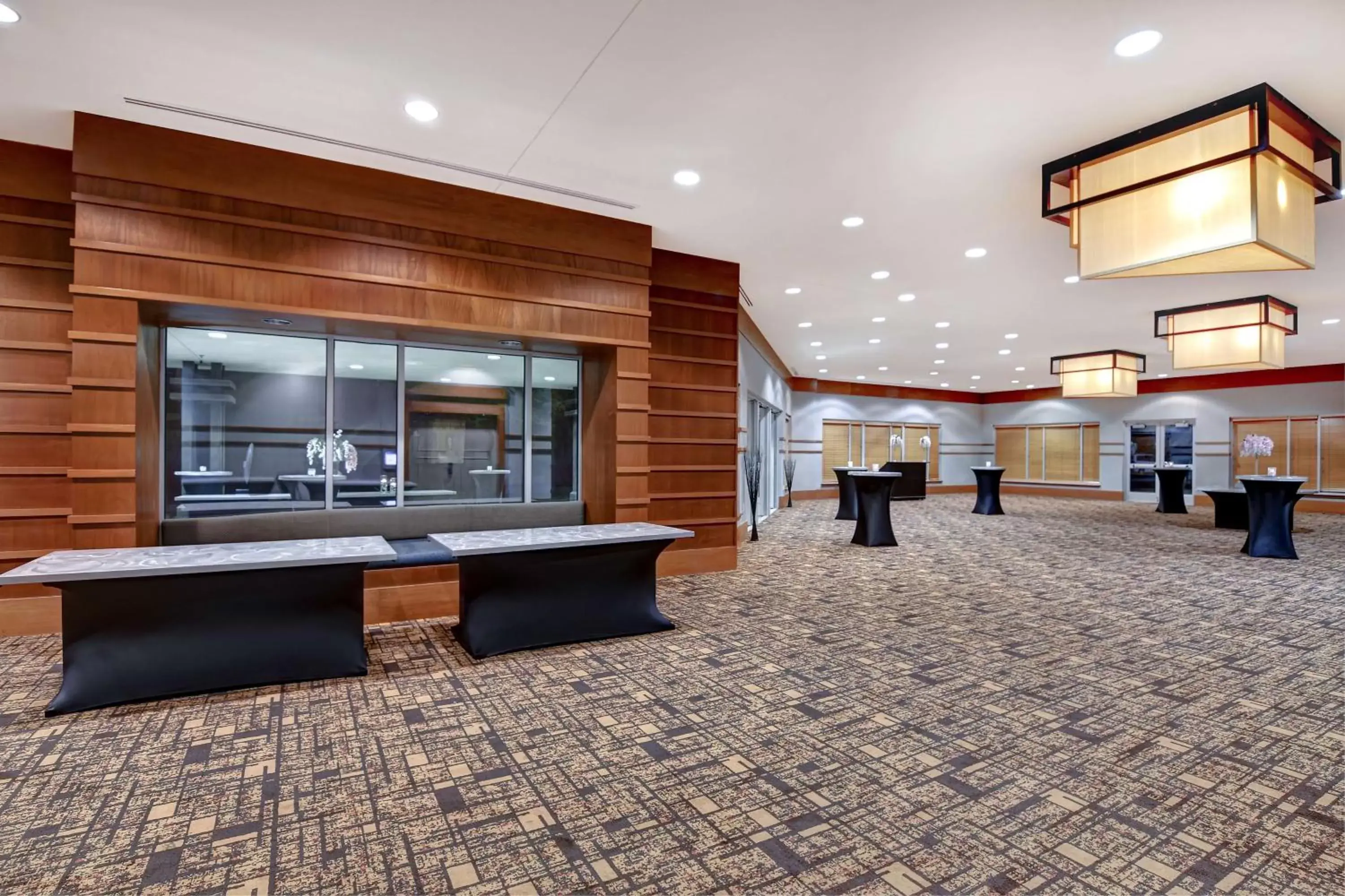Meeting/conference room in DoubleTree by Hilton Phoenix- Tempe