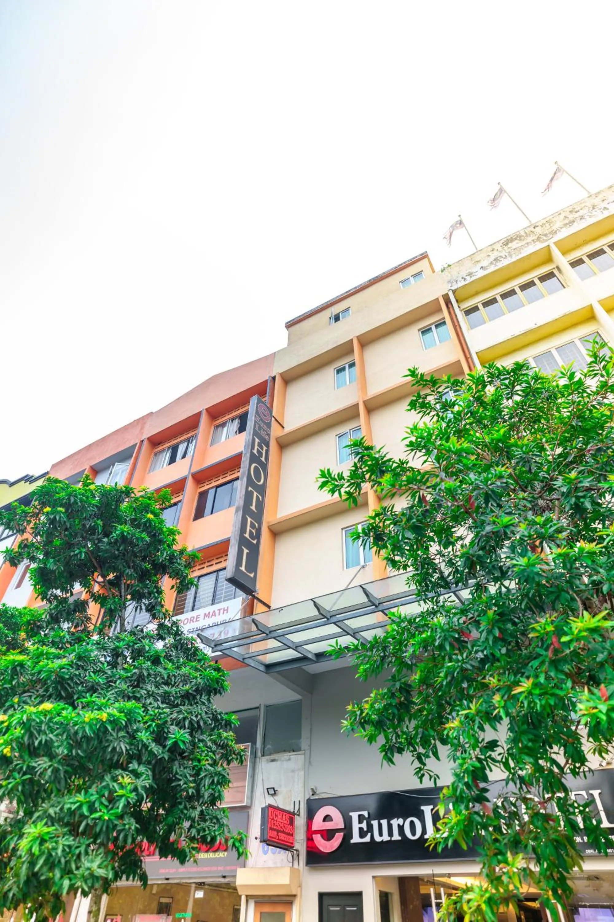 Property building in Alaxis Hotel