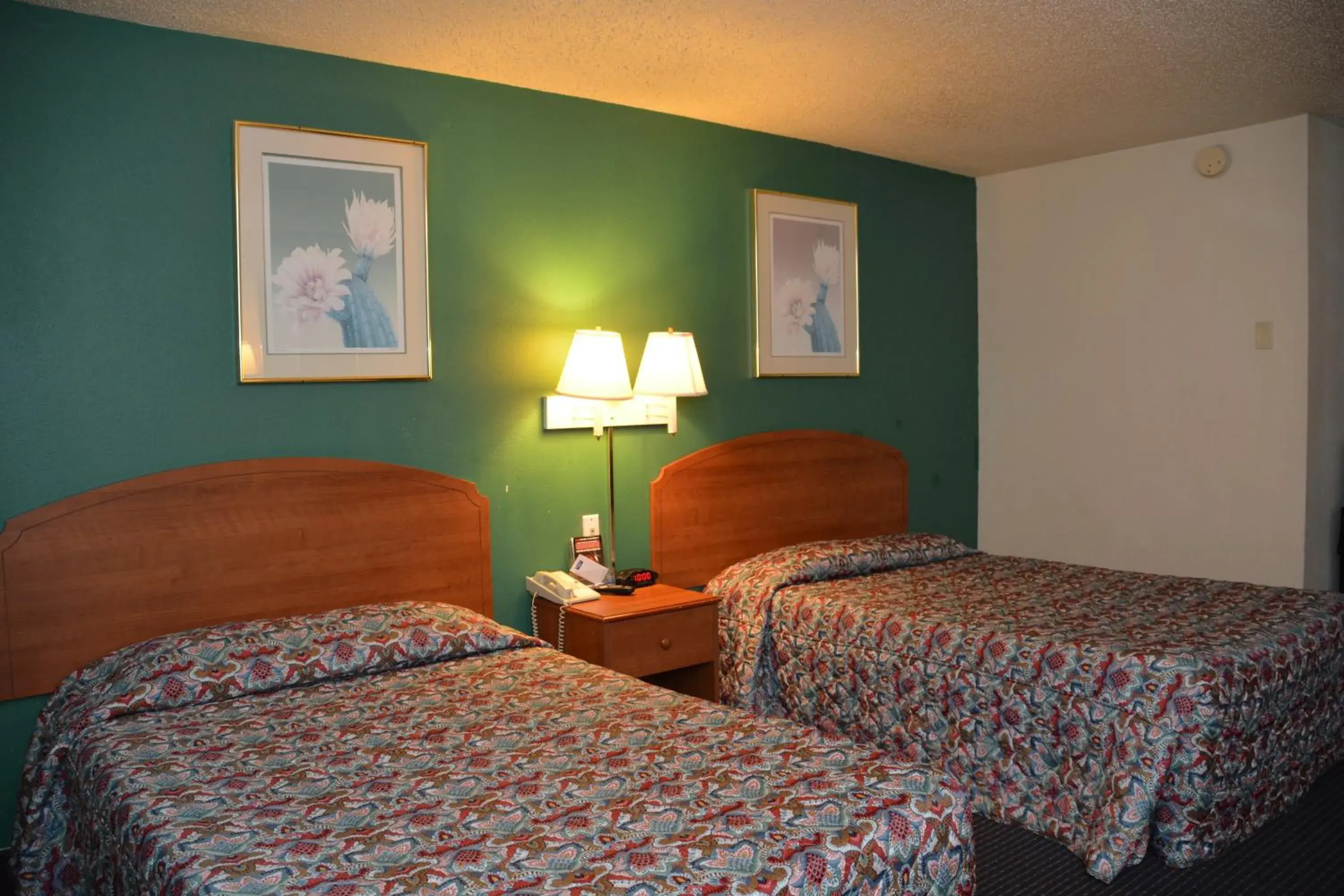 Bed in Stay Express Inn Near Ft. Sam Houston