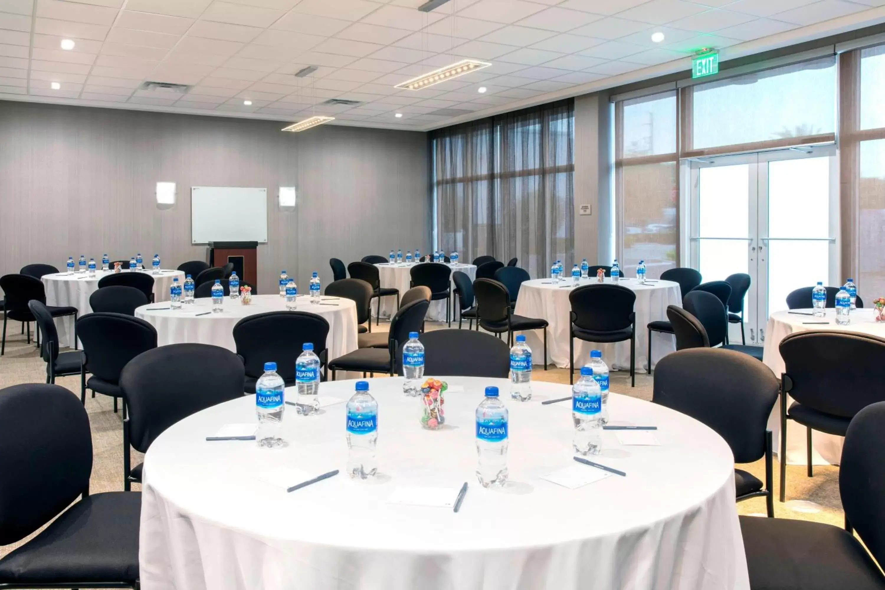 Meeting/conference room in SpringHill Suites by Marriott Miami Doral