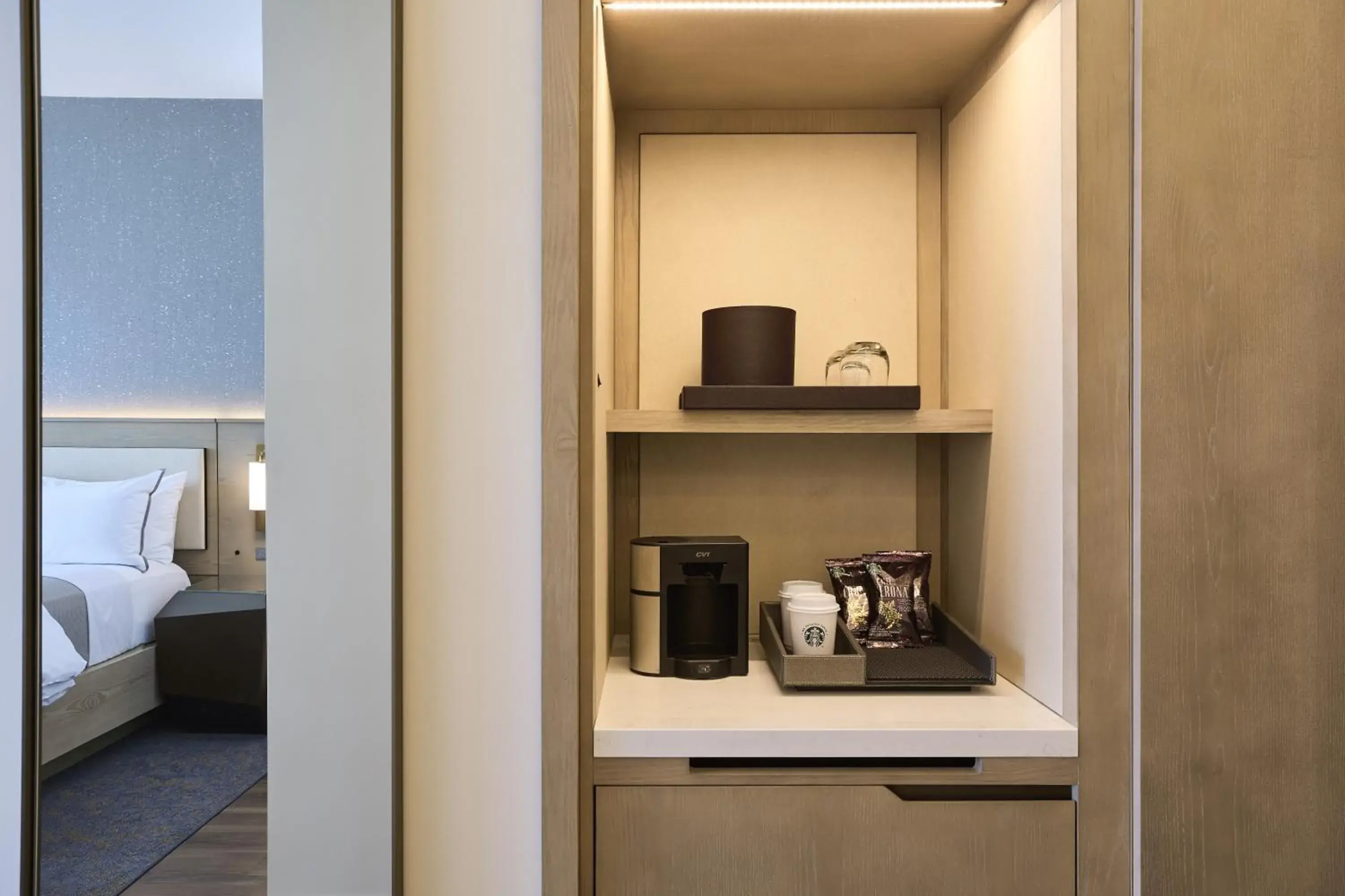 Coffee/tea facilities in The Westin Raleigh-Durham Airport