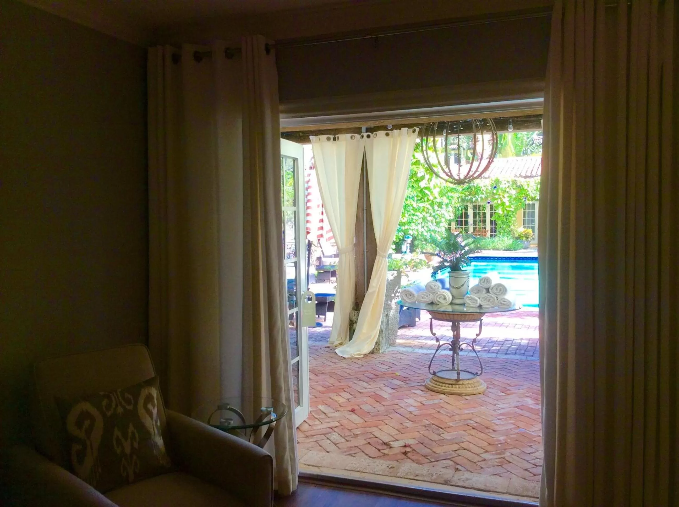 Pool view, Seating Area in Hotel Escalante
