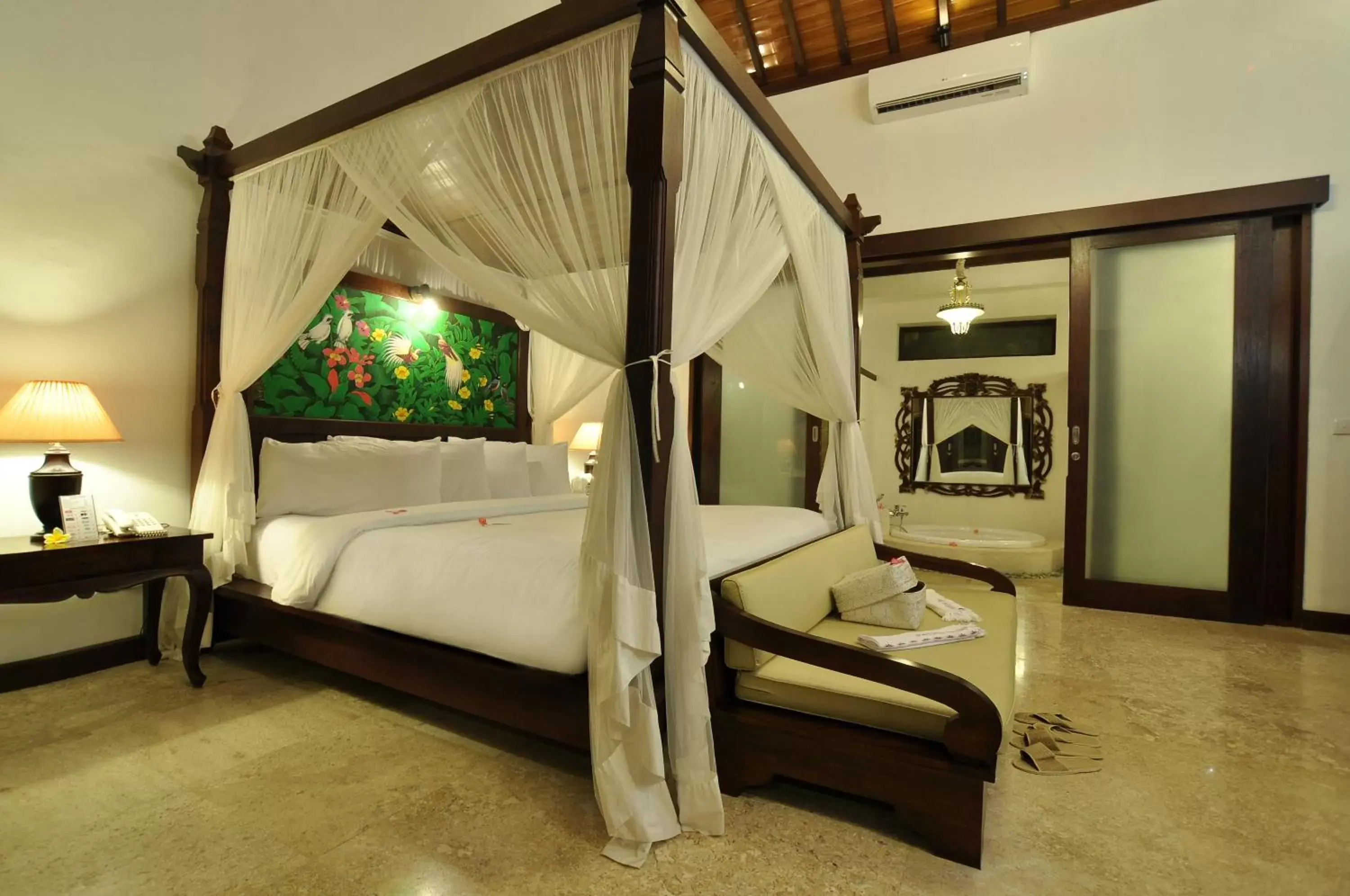 Bed in Puri Mas Boutique Resort & Spa