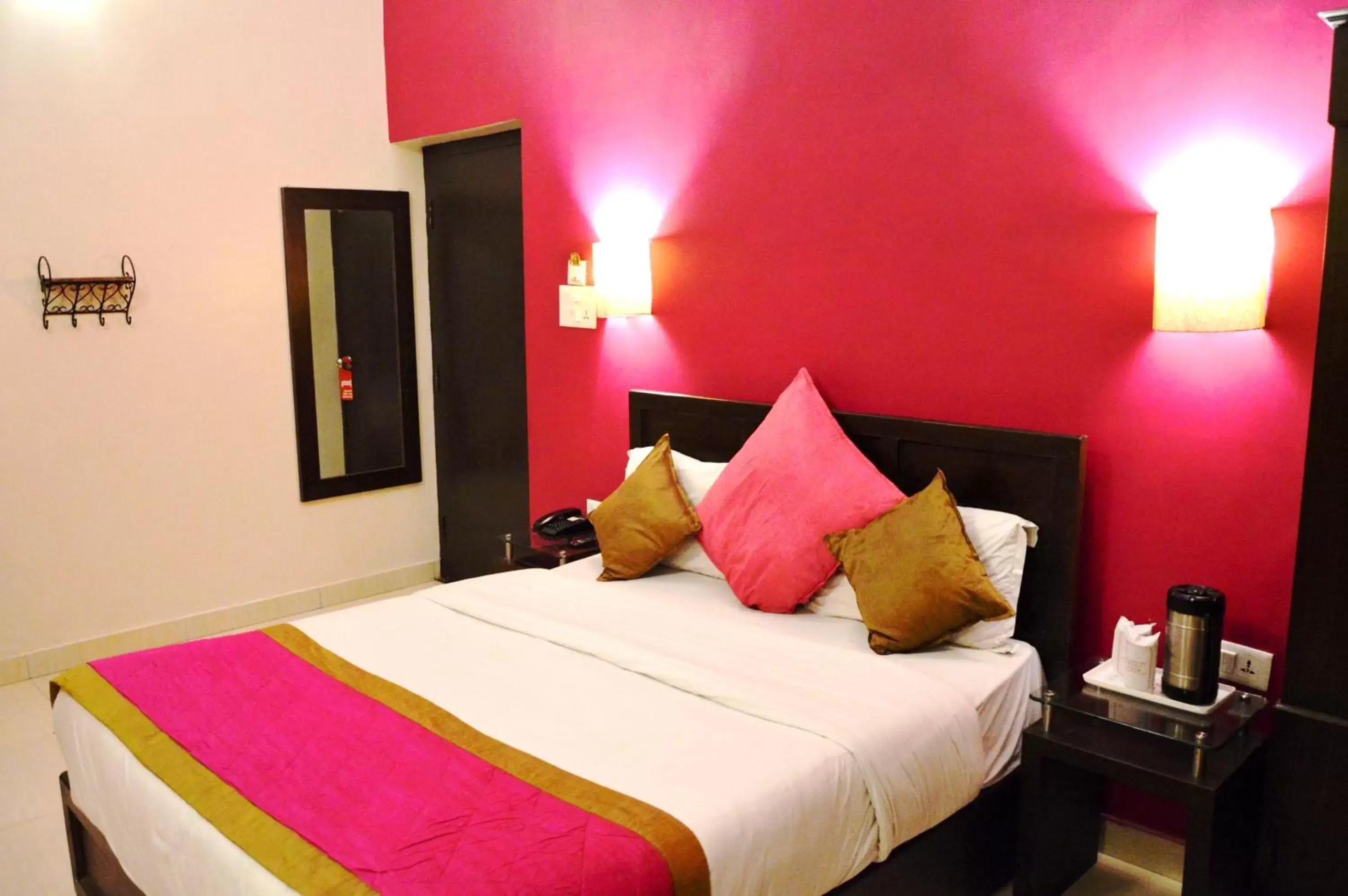 Seating area, Bed in La Casa Seating area, Bed in La Casa