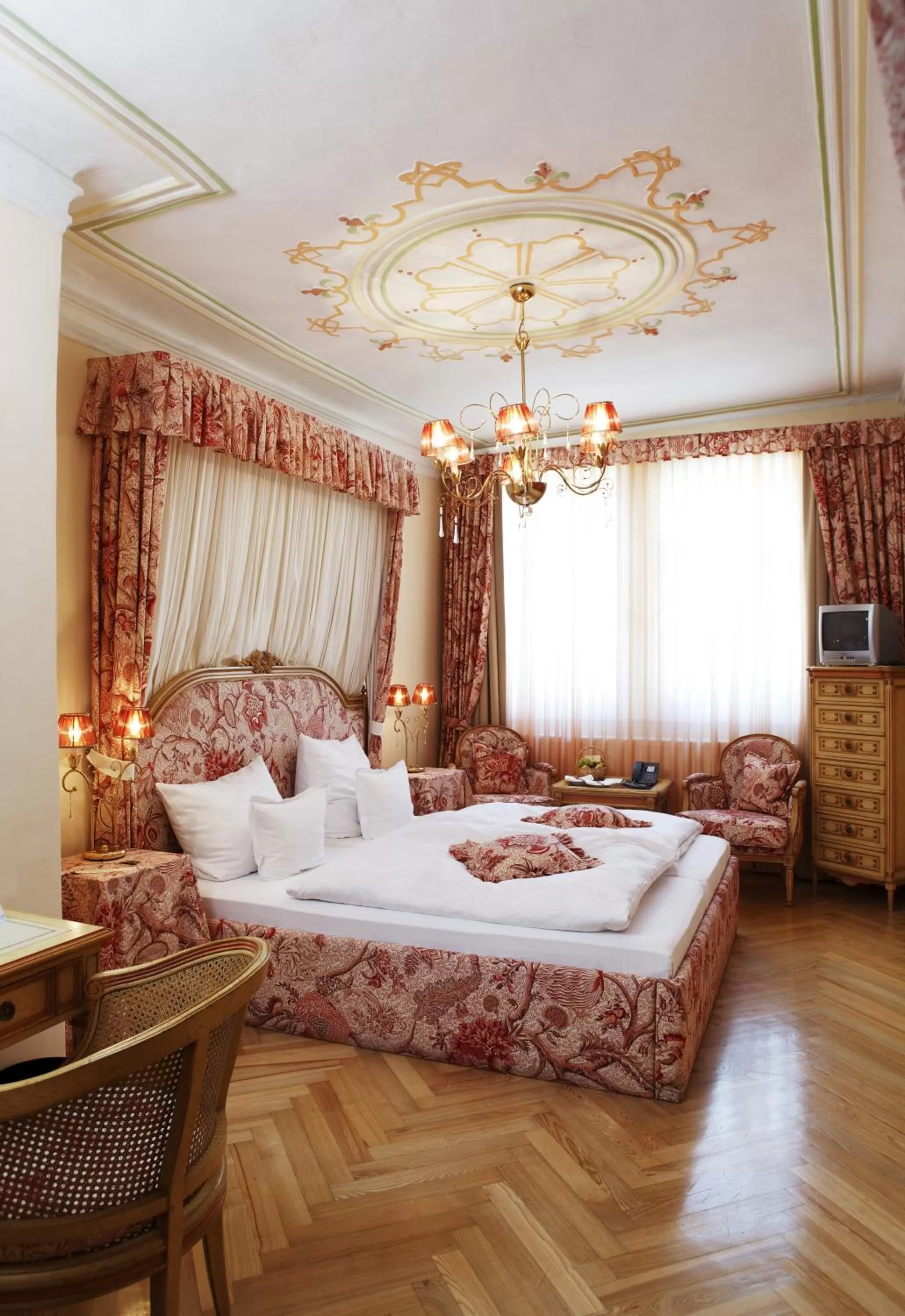 Superior Double Room in Hotel Goldener Anker