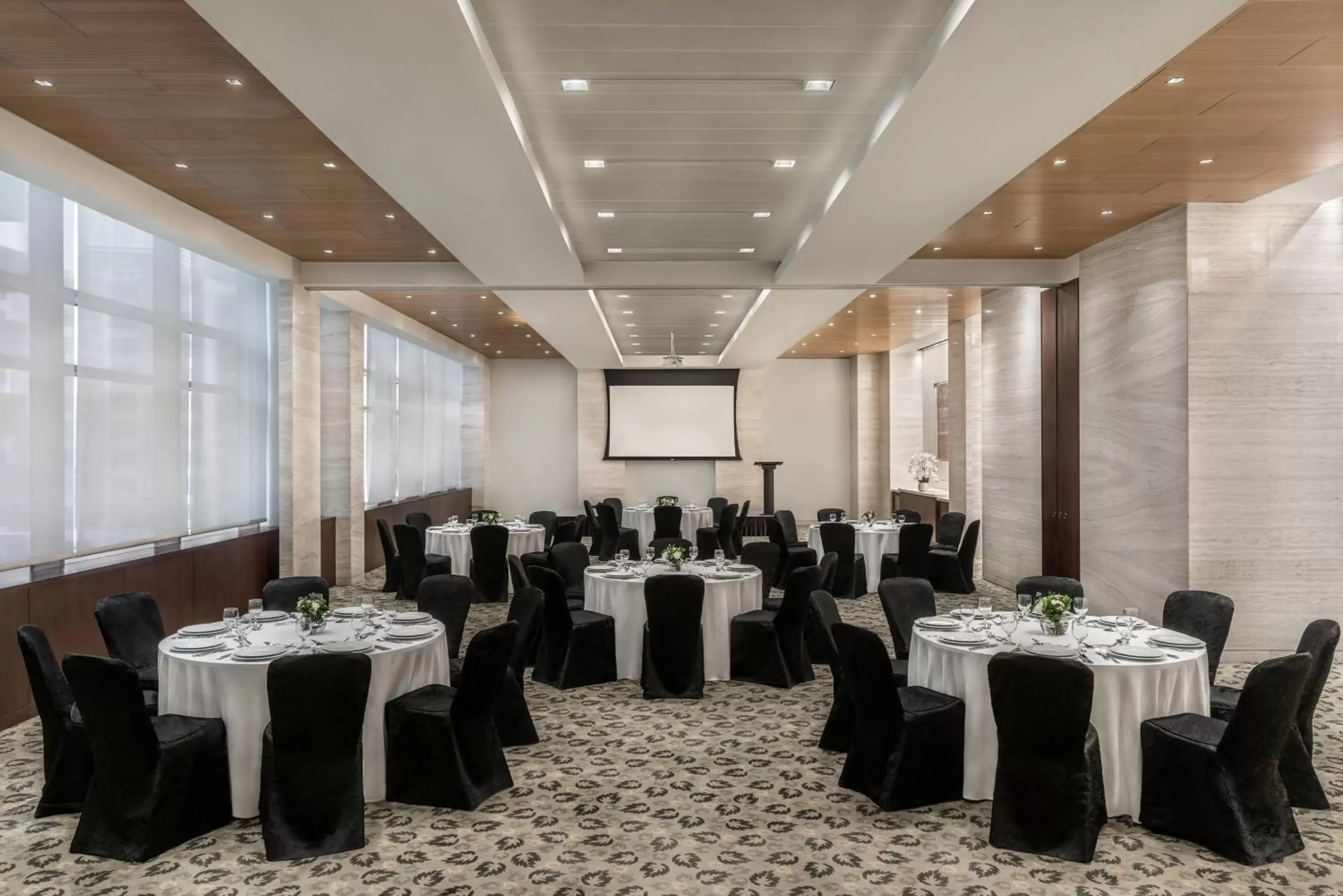 Business facilities, Banquet Facilities in The H Dubai