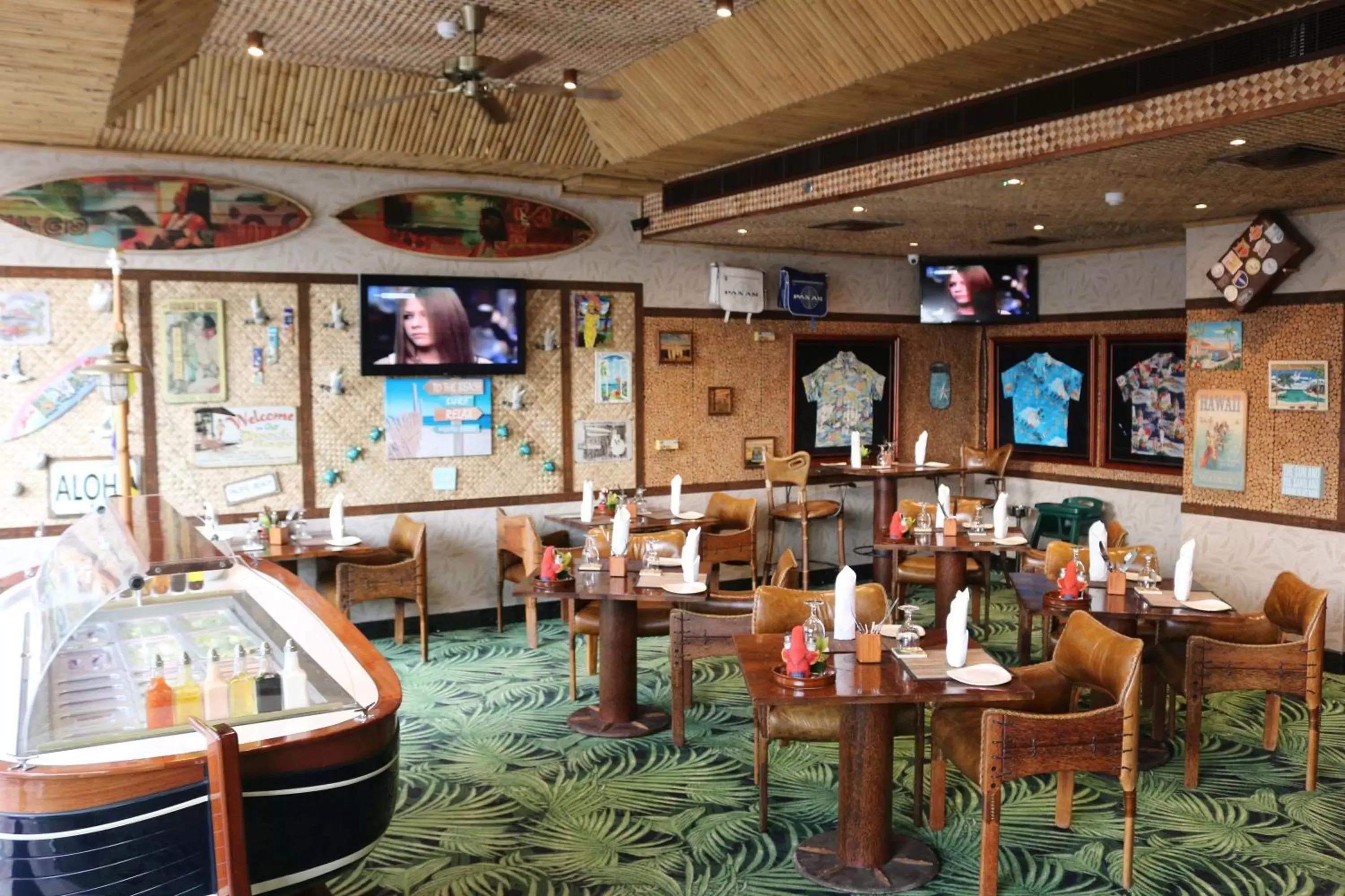 Restaurant/places to eat in Elite Crystal Hotel Restaurant/places to eat in Elite Crystal Hotel