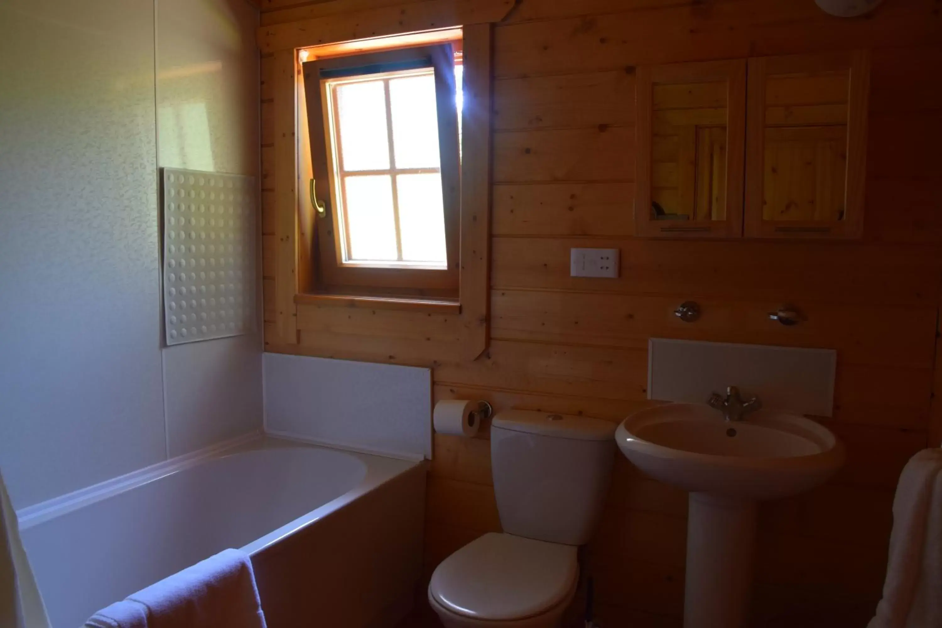 Bathroom in Saplinbrae Hotel and Lodges