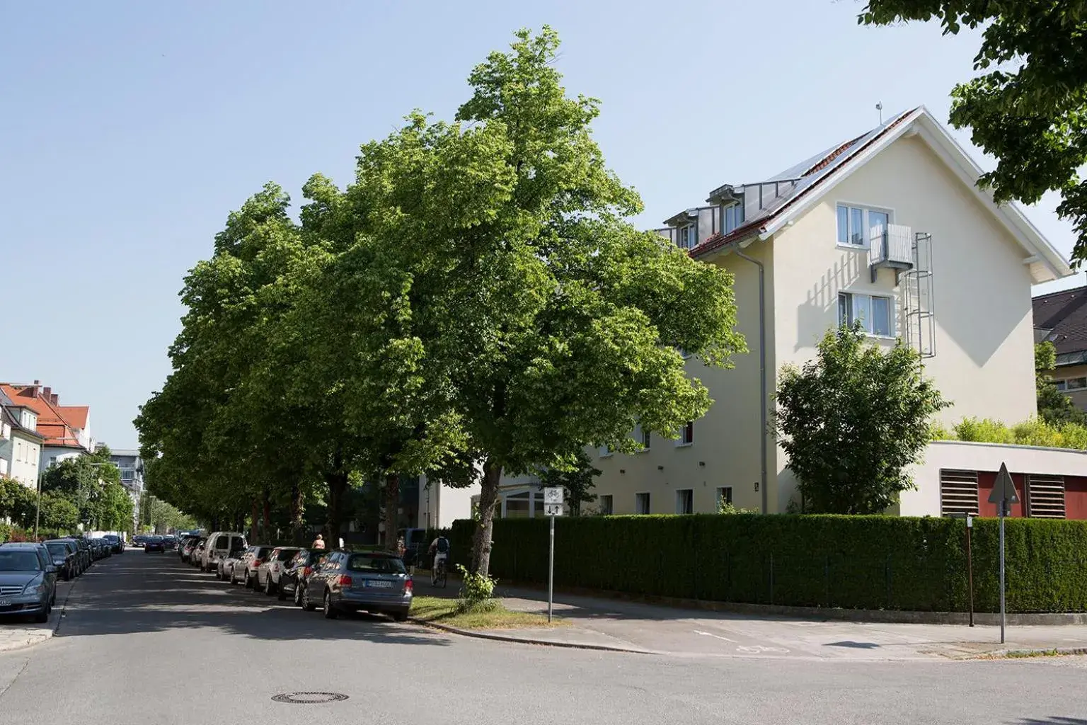 View (from property/room), Property Building in Hotel Kriemhild am Hirschgarten