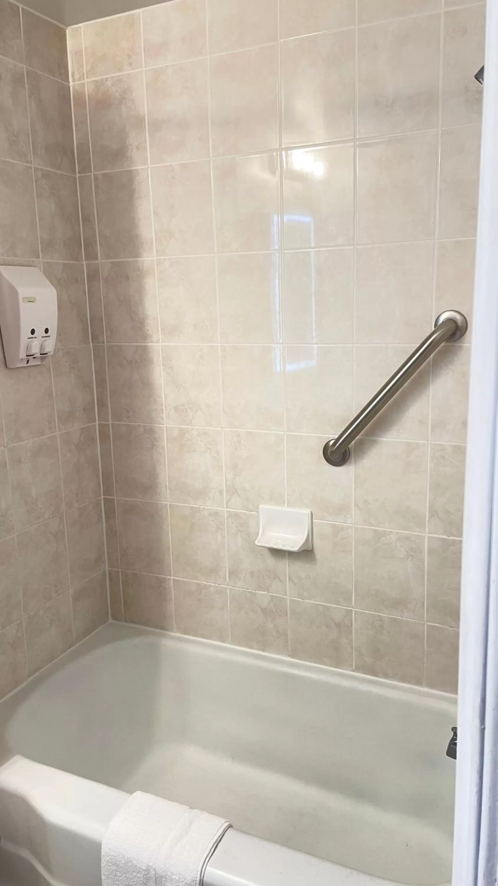 Scottish Inn - North Tonawanda