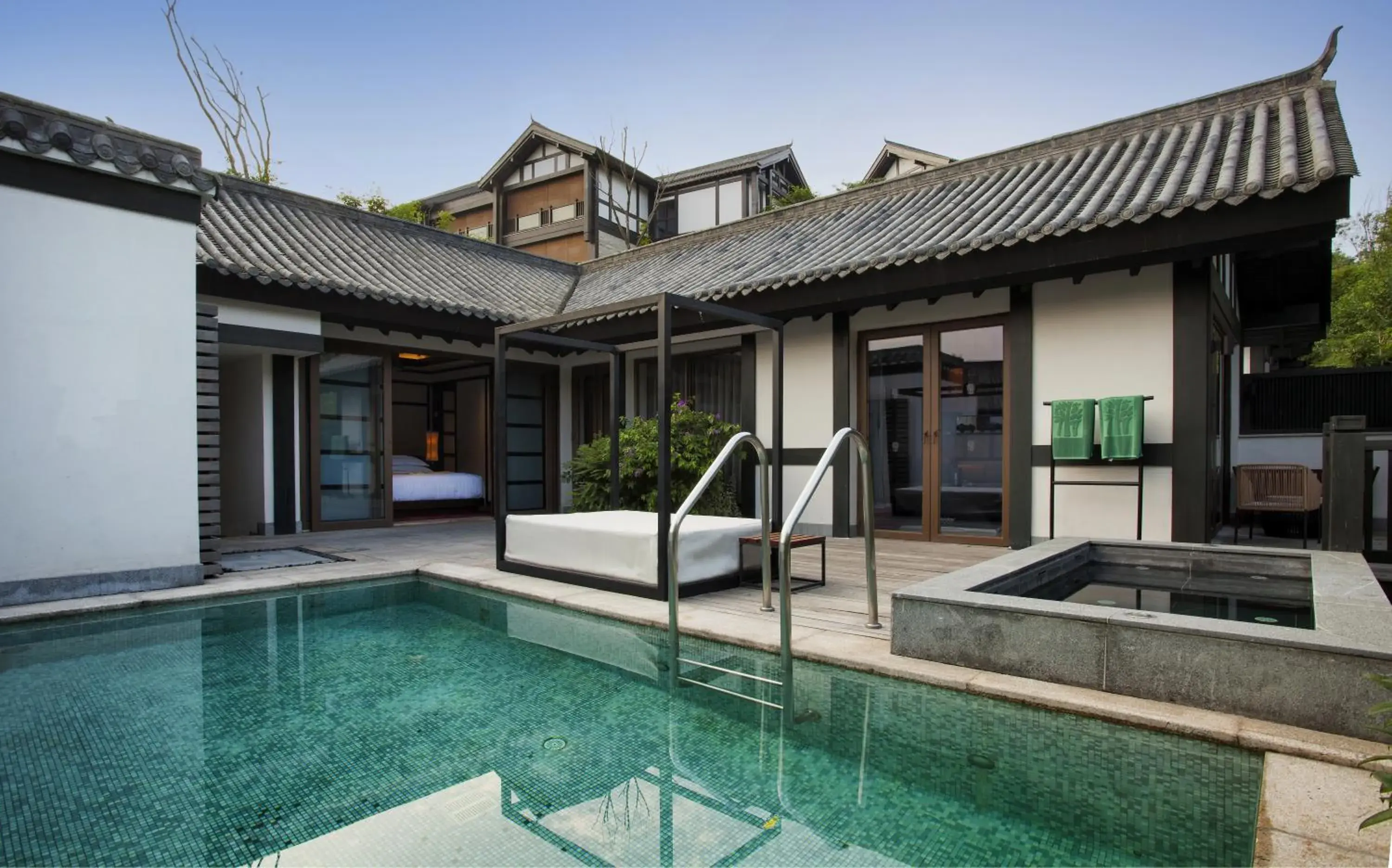 Swimming Pool in Banyan Tree Chongqing Beibei