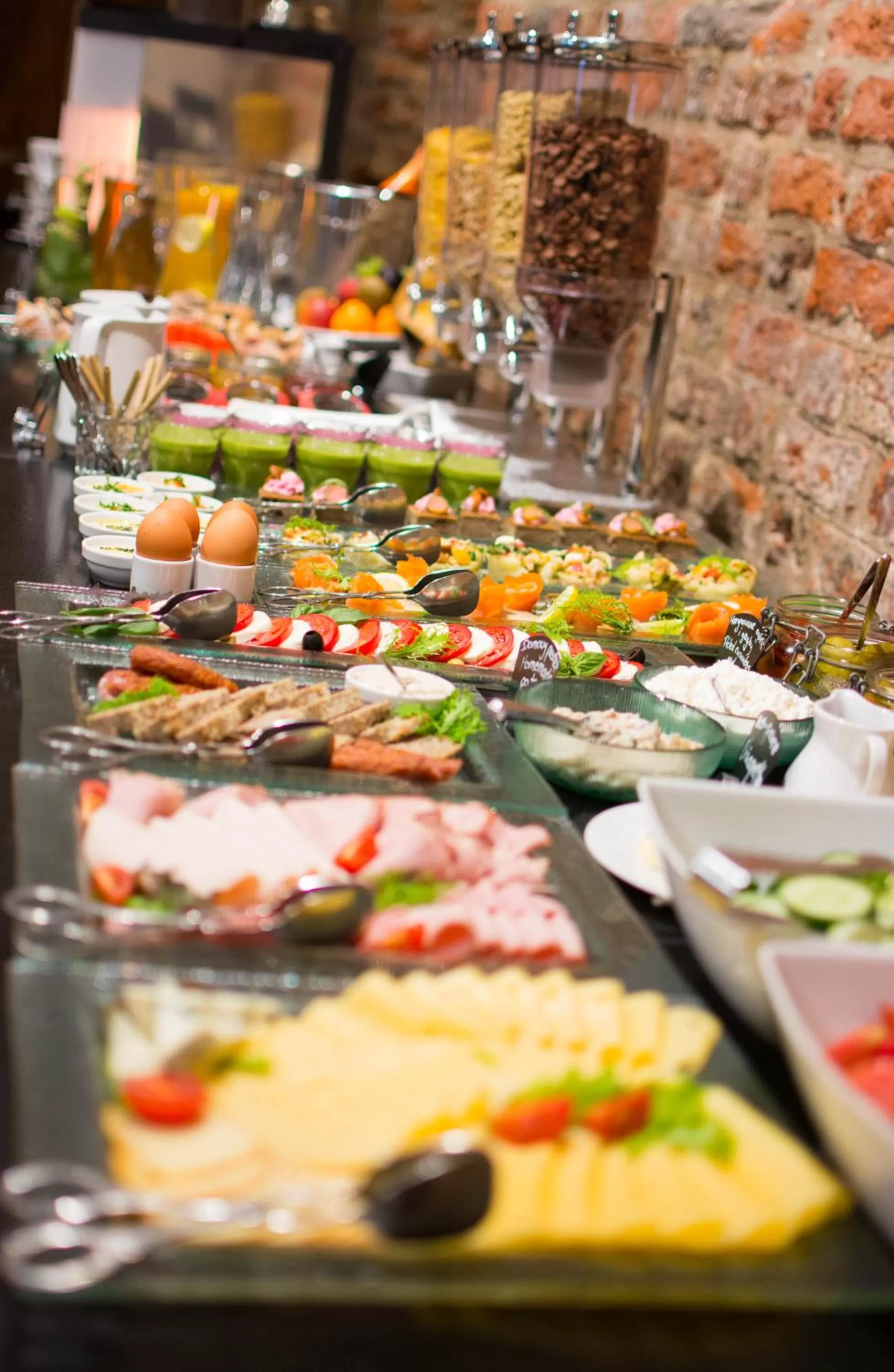 Buffet breakfast in Hotel 1231