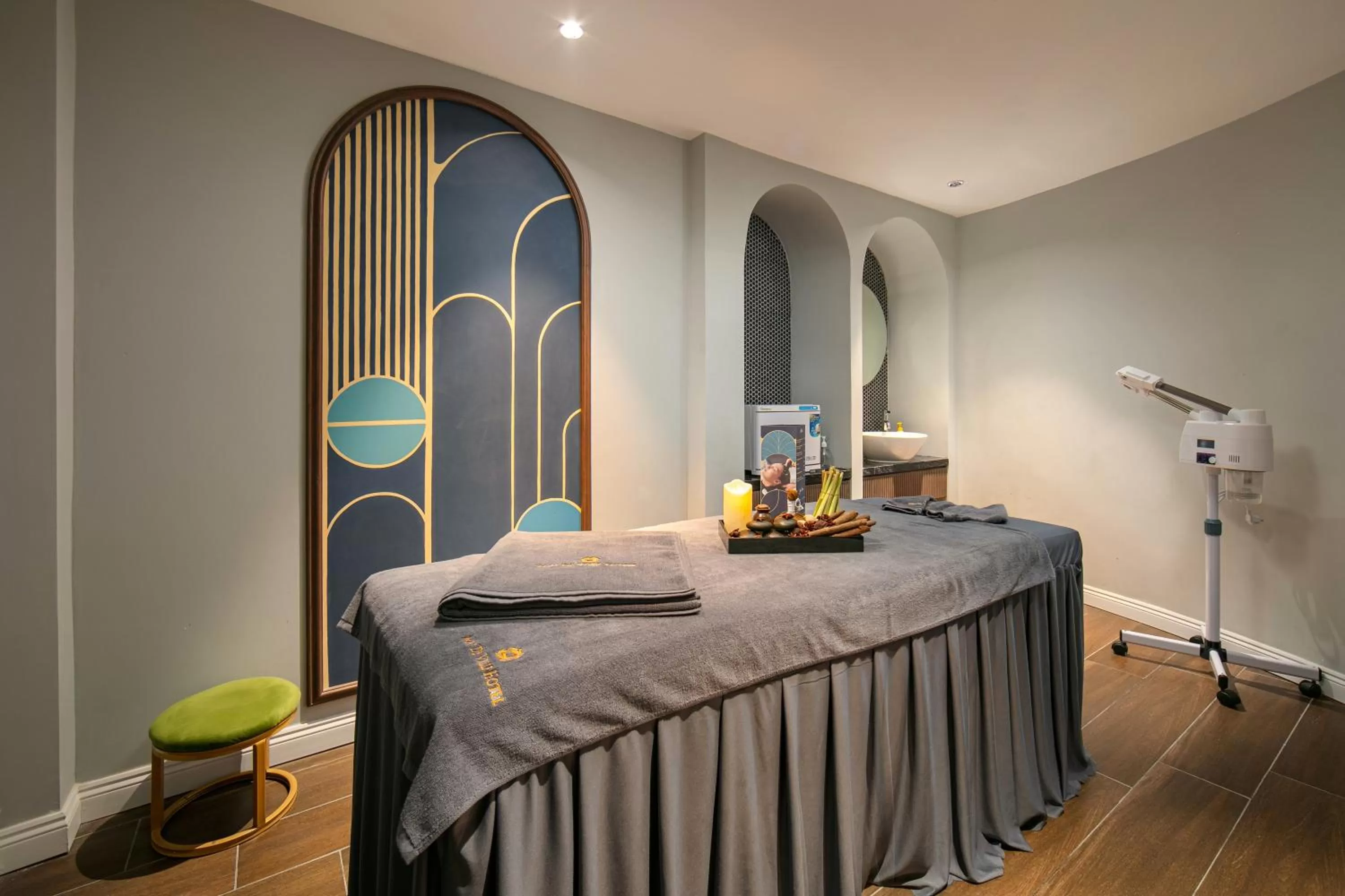 Spa and wellness centre/facilities in MAY DE VILLE Lakeside Hotel