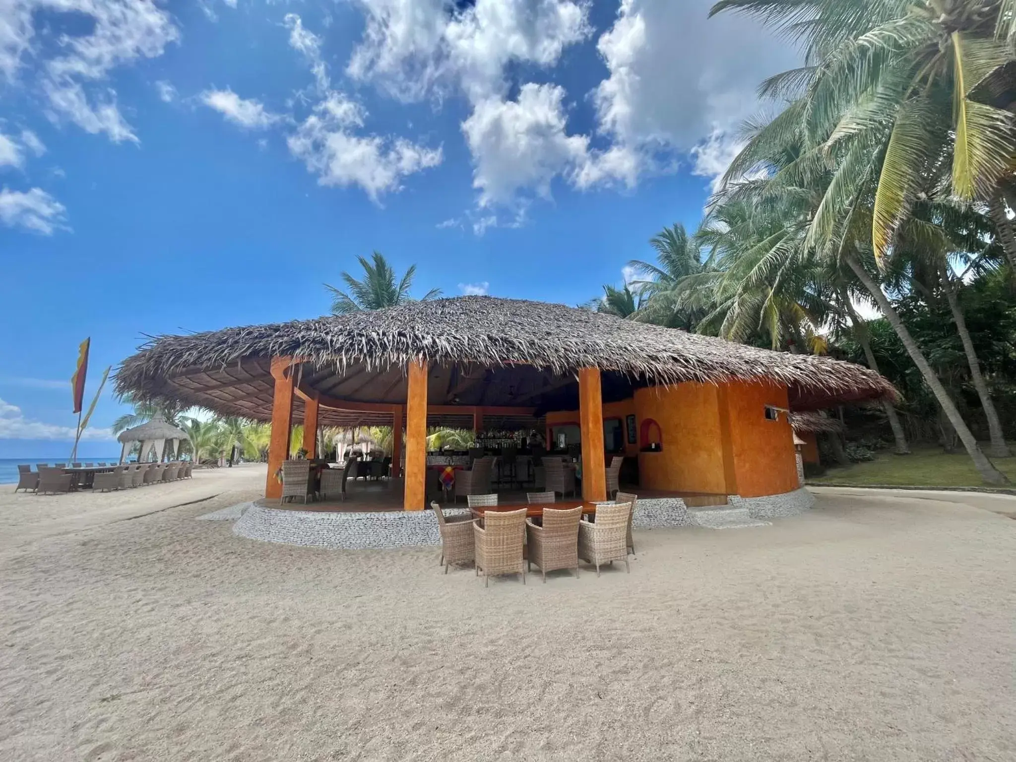 Restaurant/places to eat in Coco Grove Beach Resort, Siquijor Island