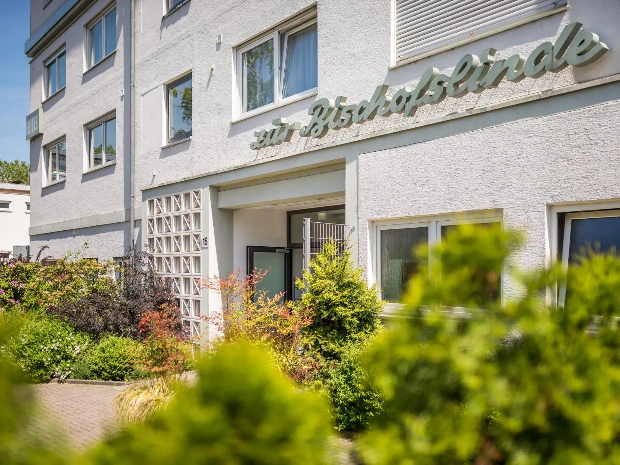 Facade/entrance, Property Building in Hotel Bischofslinde