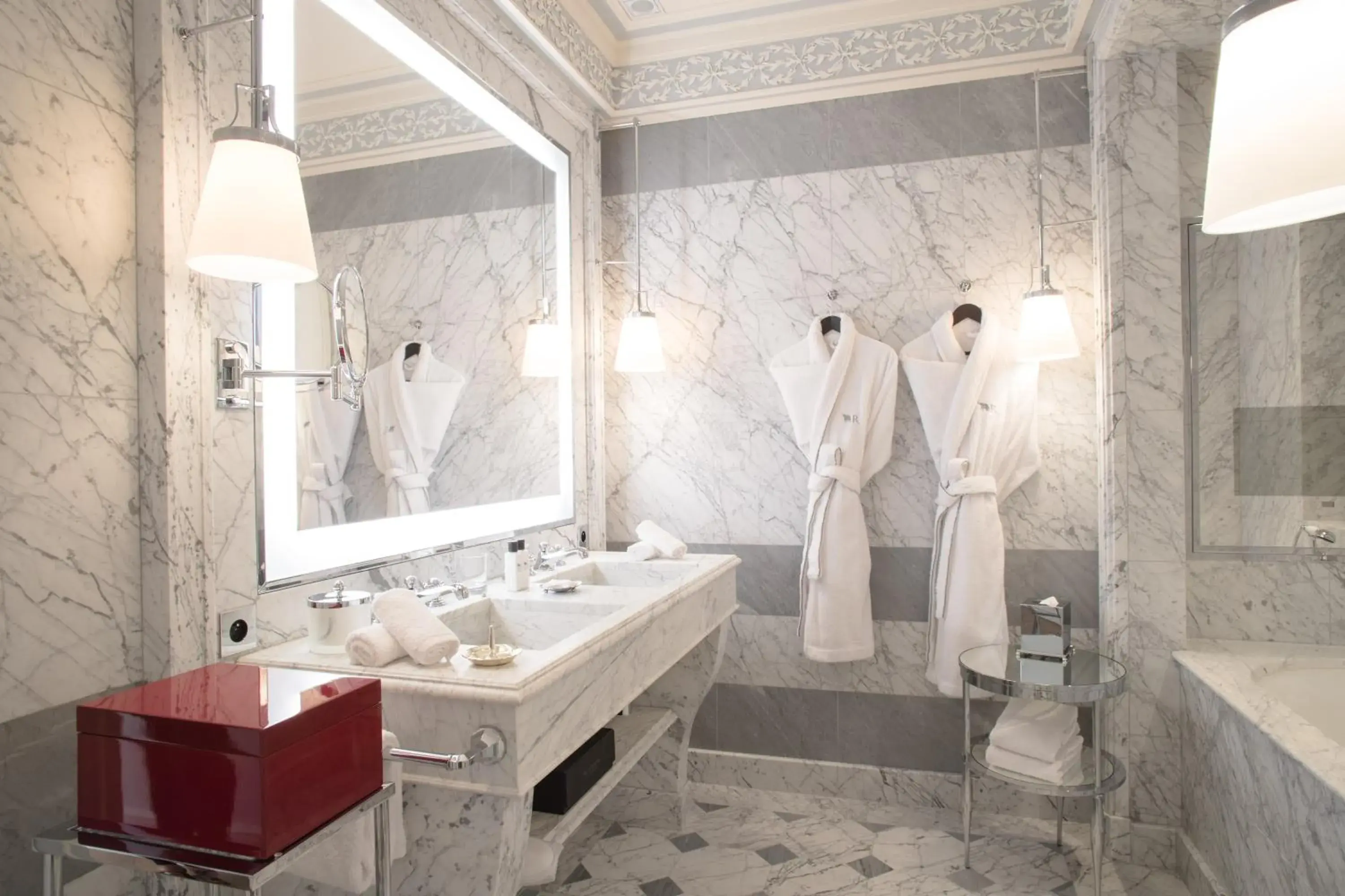 Shower, Bathroom in La Réserve Paris Hotel & Spa
