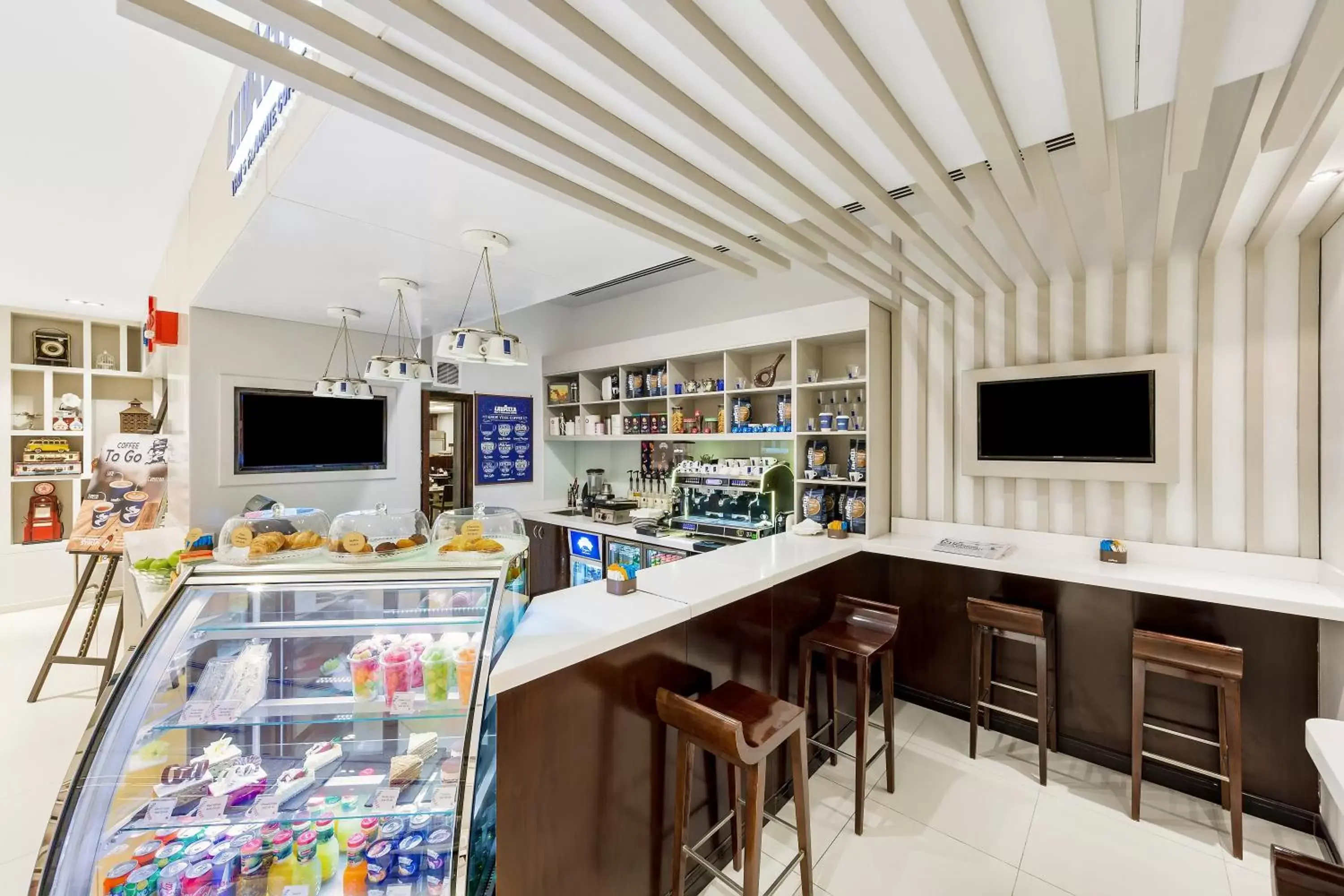 Food and drinks in Citymax Hotel Al Barsha at the Mall Food and drinks in Citymax Hotel Al Barsha at the Mall