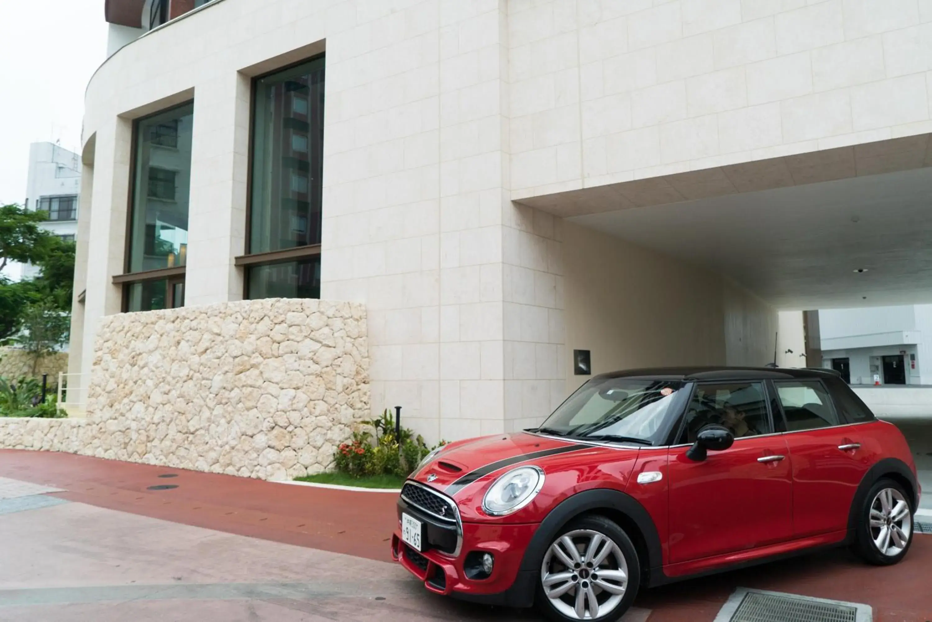 Facade/entrance, Property Building in JR Kyushu Hotel Blossom Naha