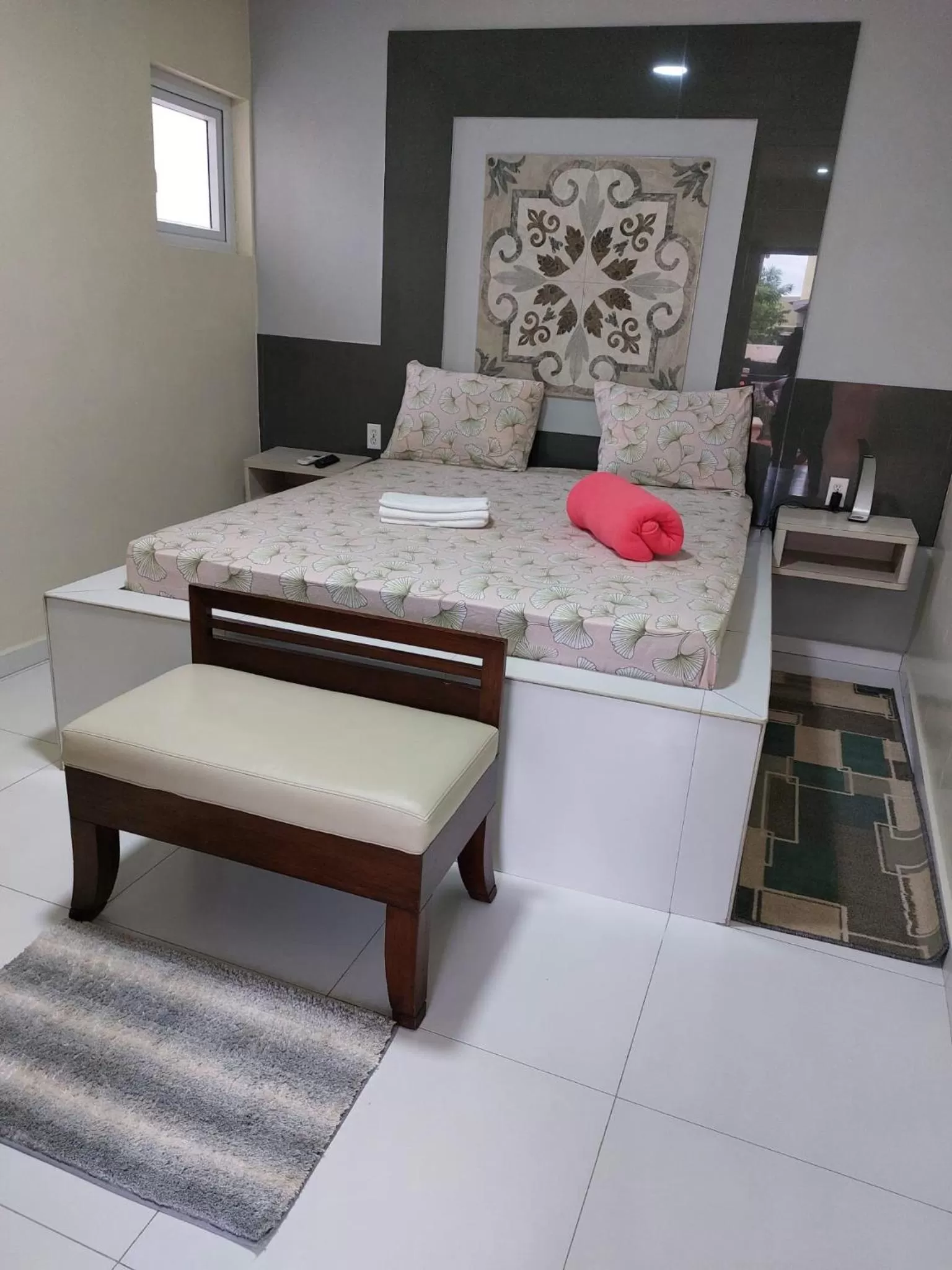 Bed in Curasita colour Appartments