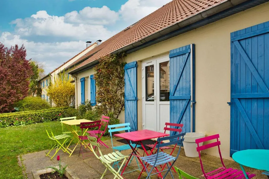 Garden in Sure Hotel by Best Western Plaisir