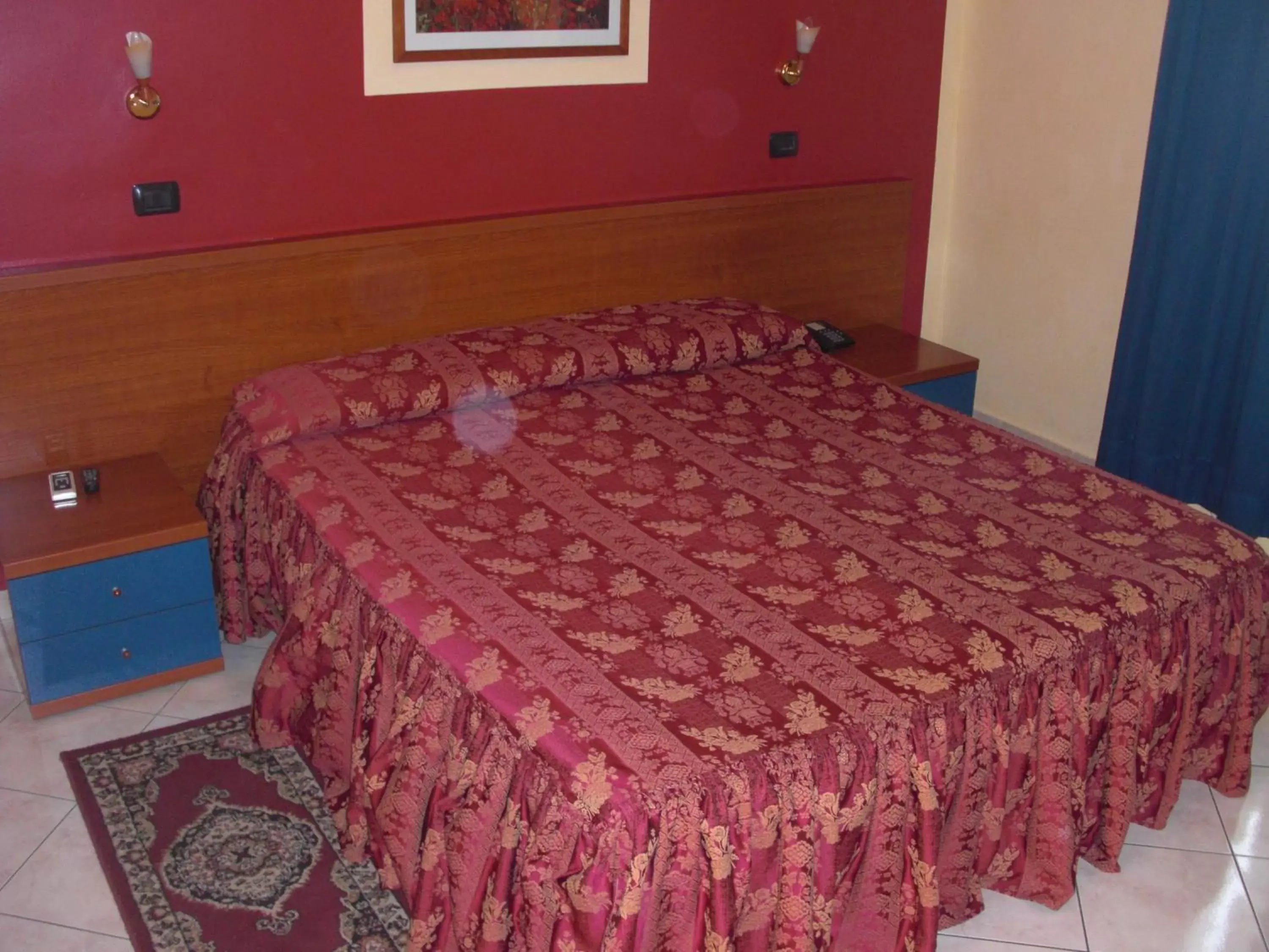 Bed in Hotel Legnano