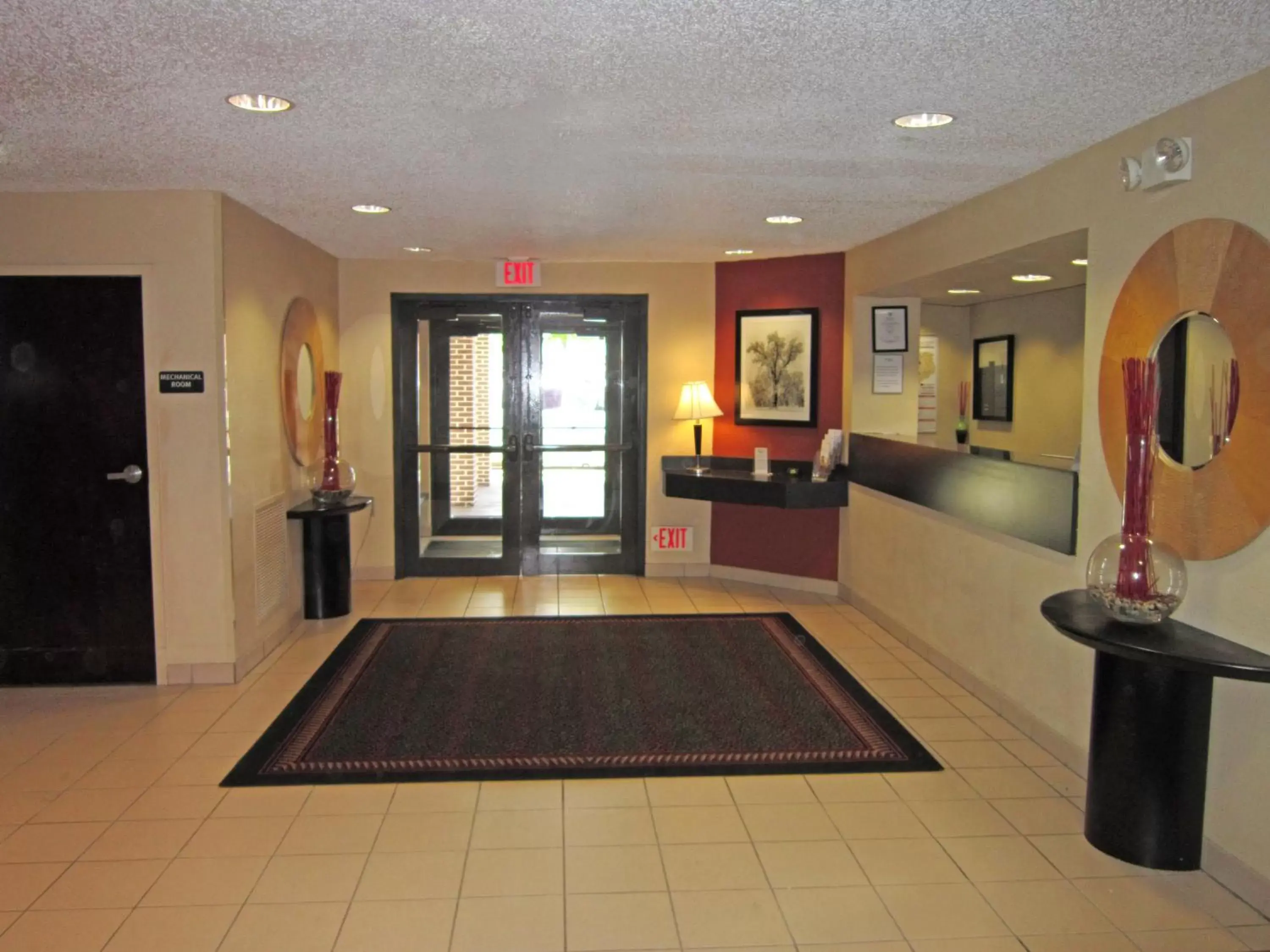 Lobby or reception, Lobby/Reception in Extended Stay America Suites - Houston - NASA - Johnson Space Center