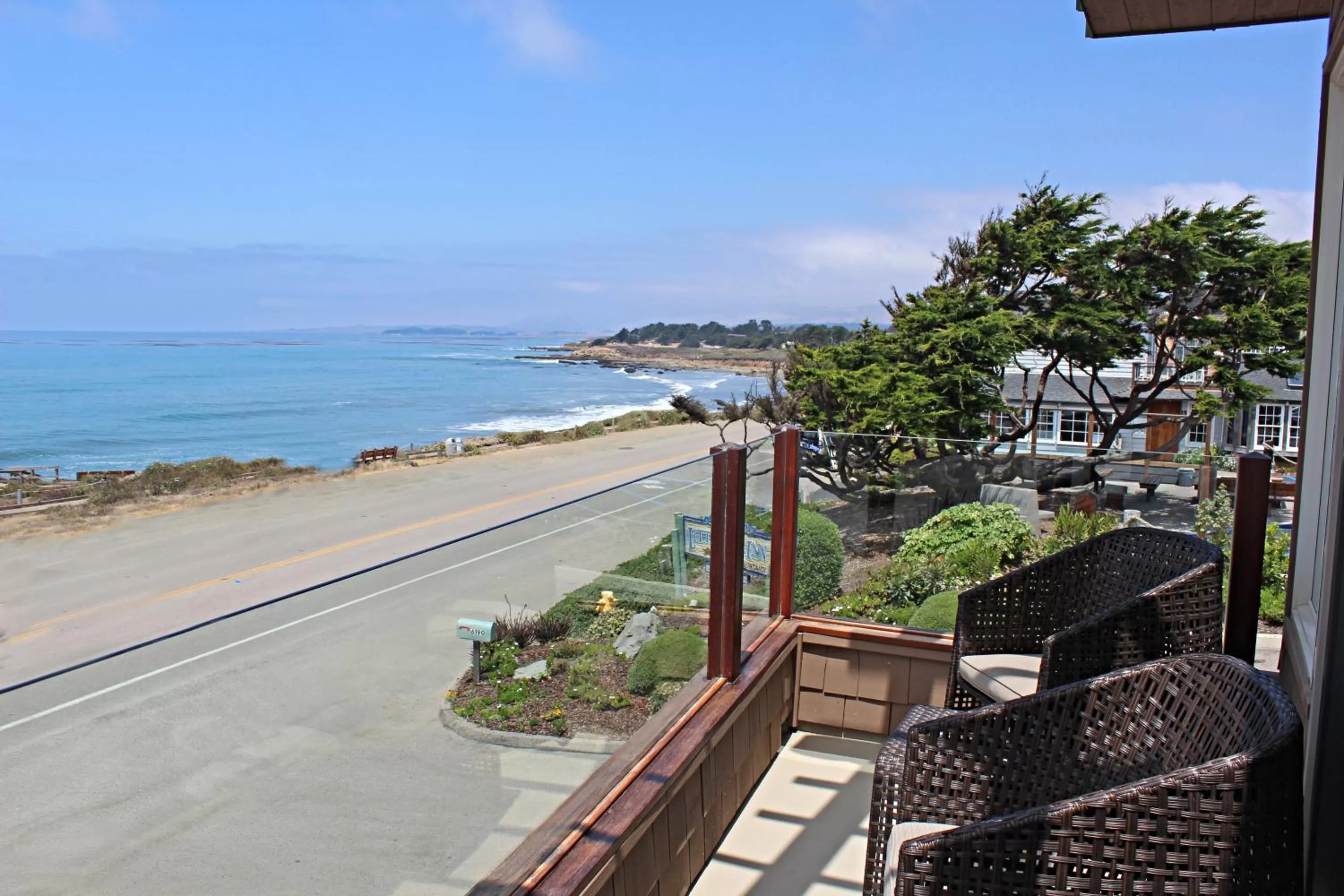Balcony/Terrace in Little Sur Inn