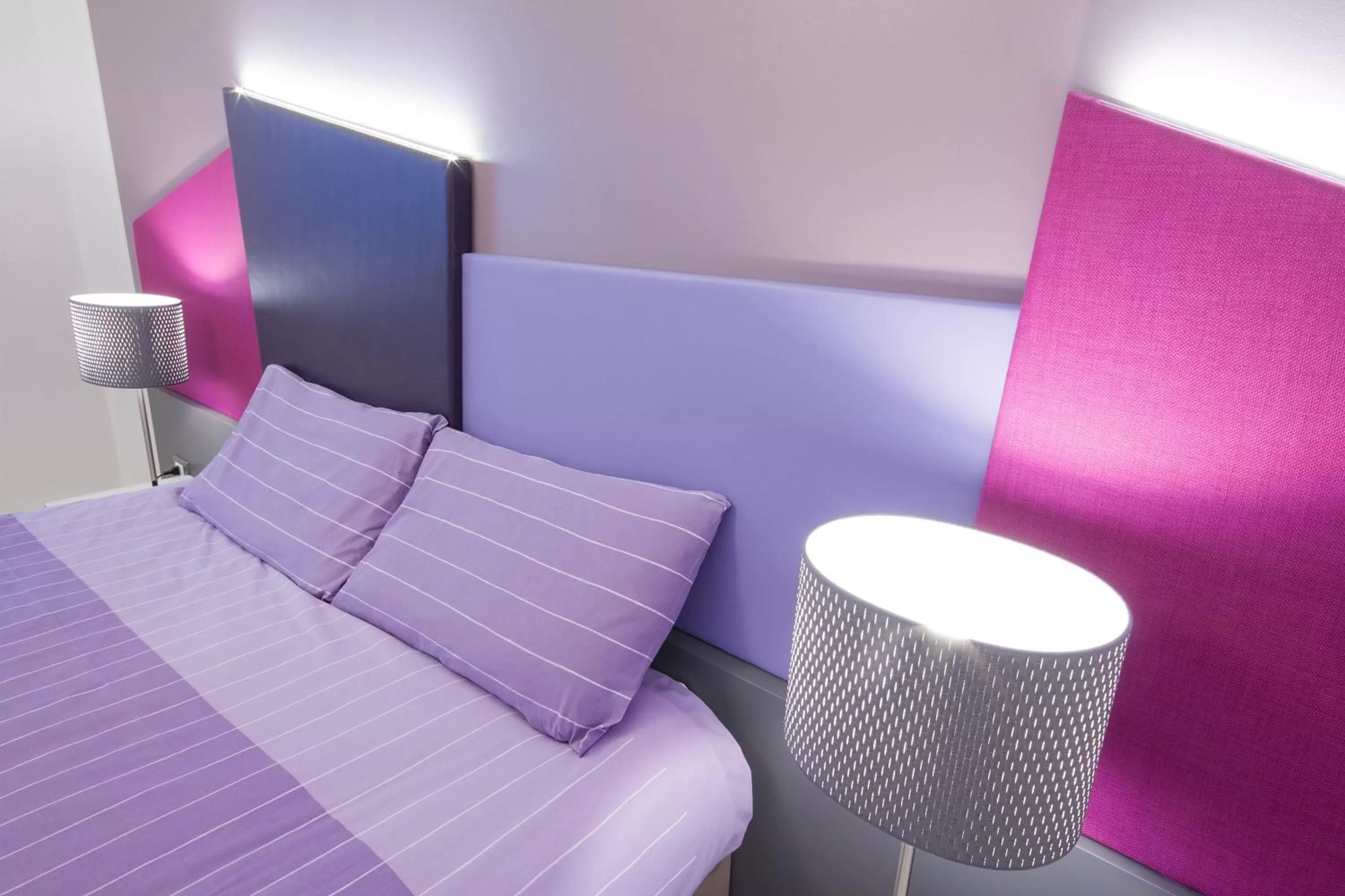 Decorative detail, Bed in Casa Stucky