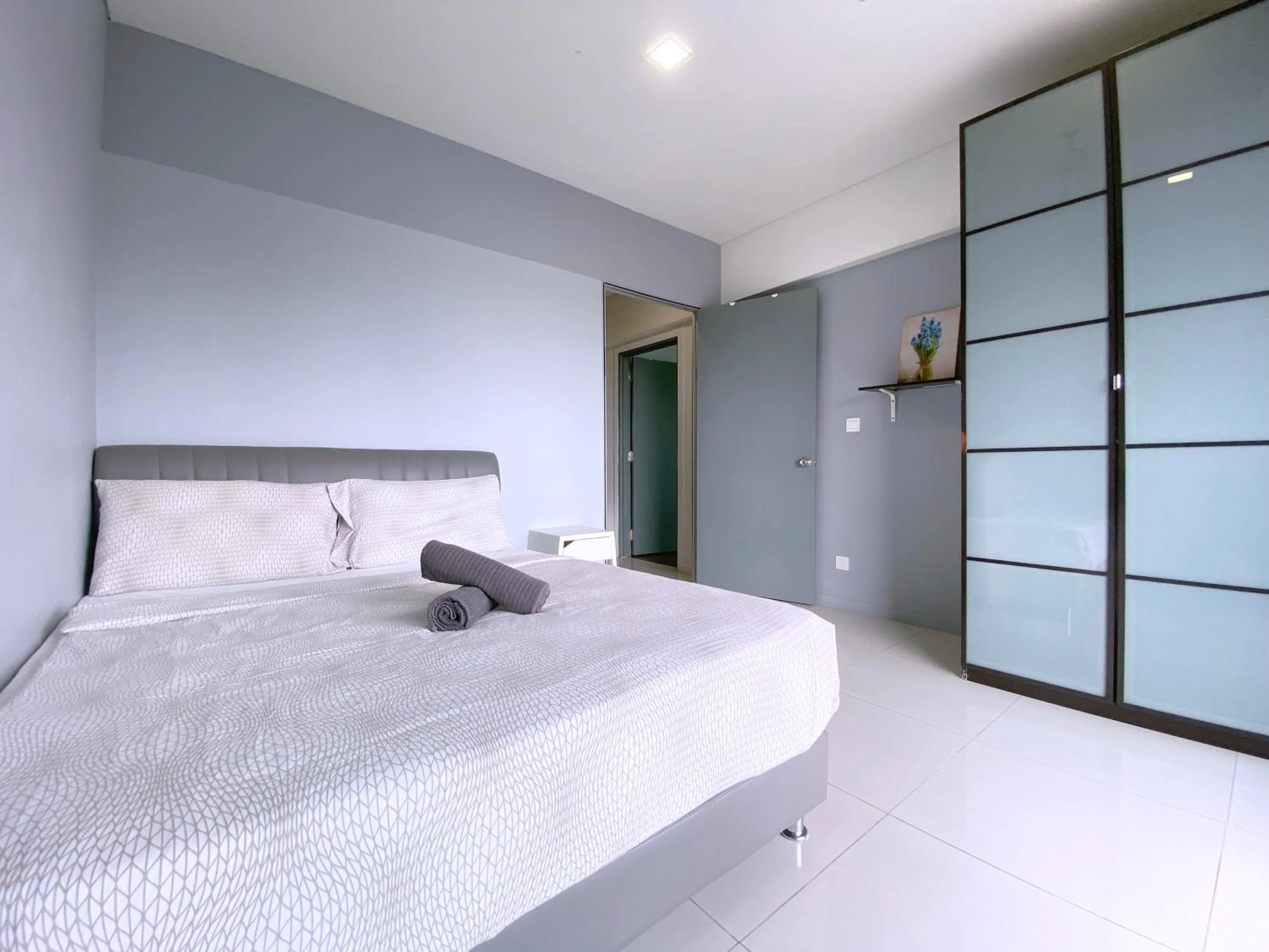 Bed in Mercu Summer Suite KLCC @ Penguin Homes