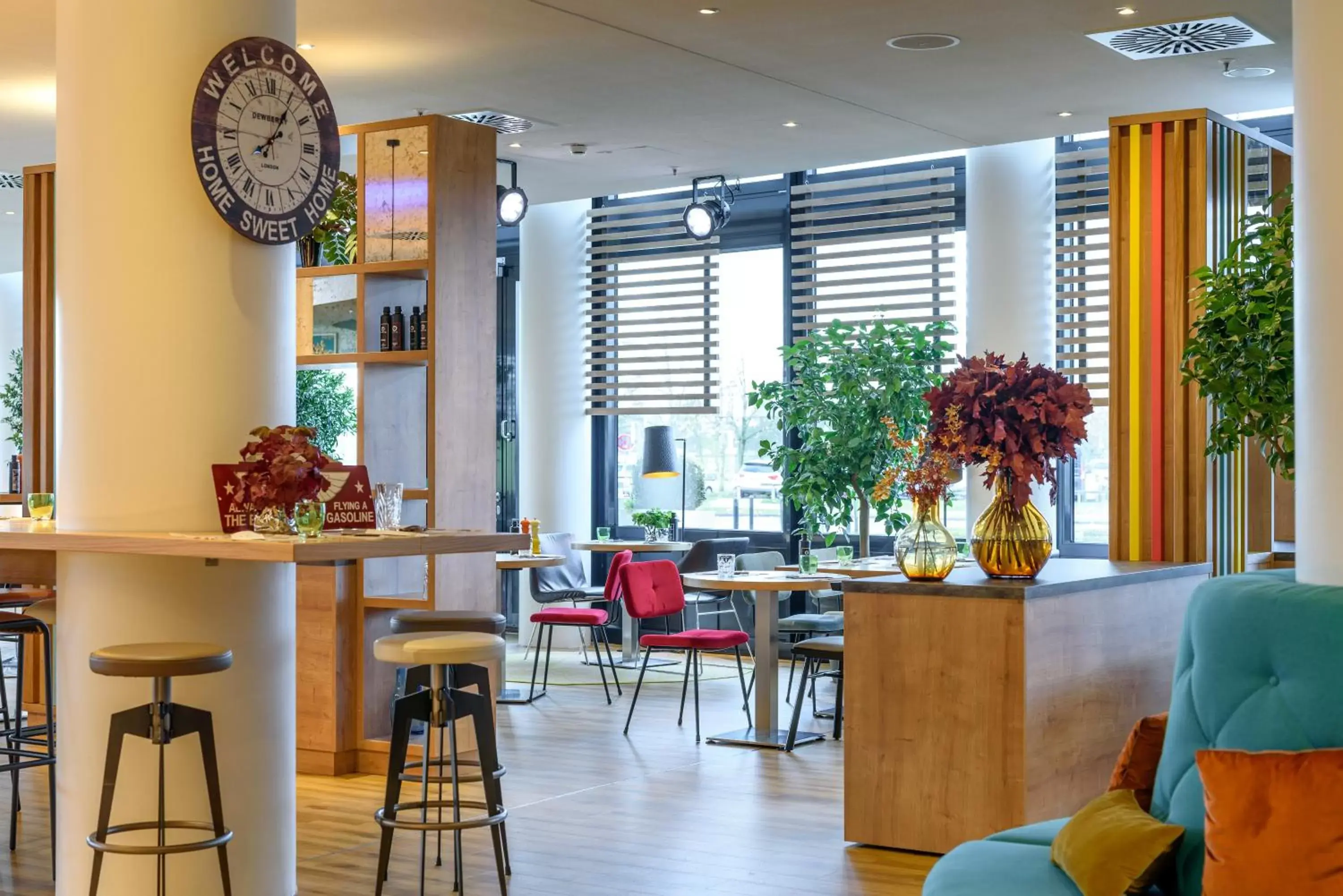 Food and drinks, Restaurant/Places to Eat in Novotel München Airport