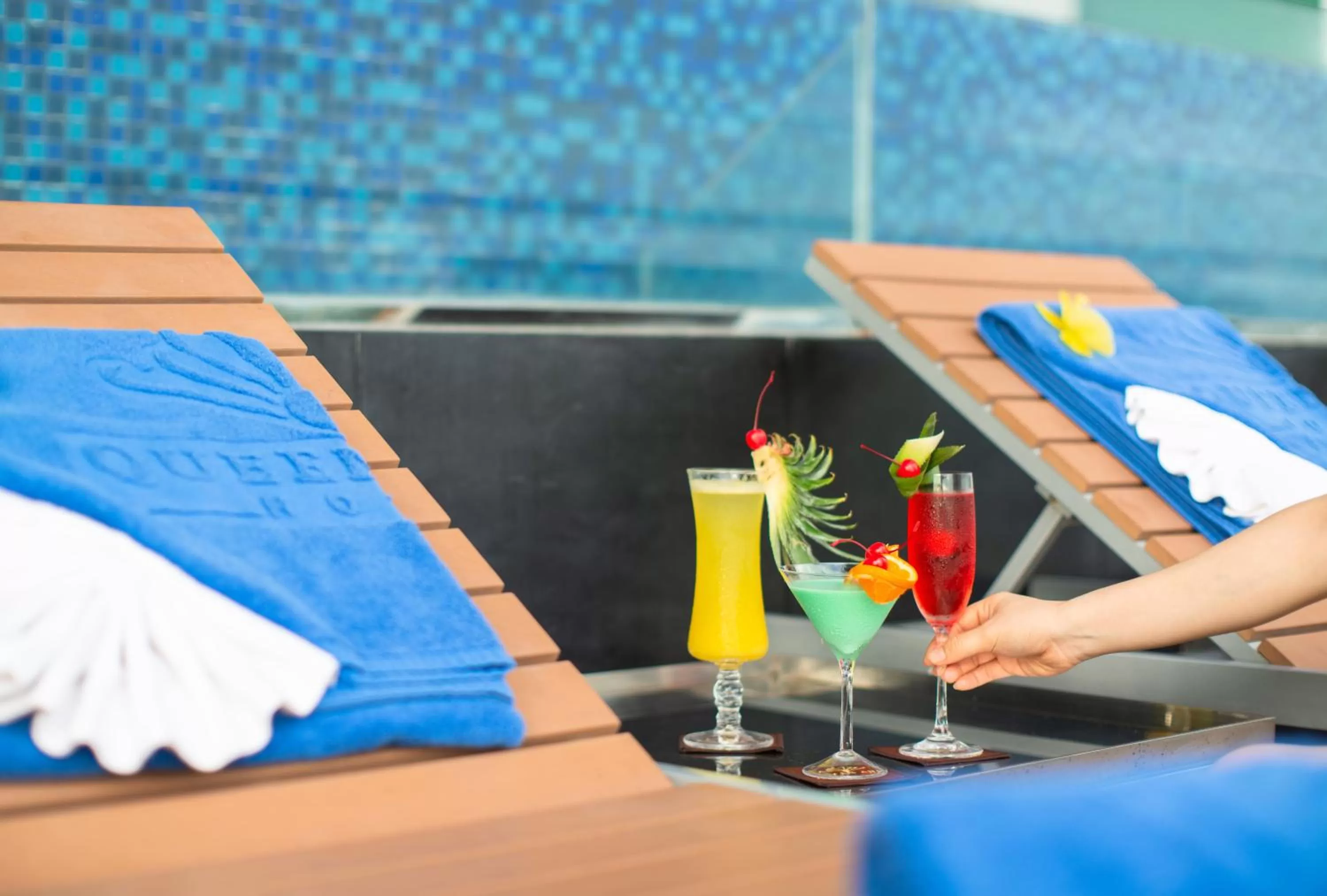 Swimming pool in Queen Ann Nha Trang Hotel