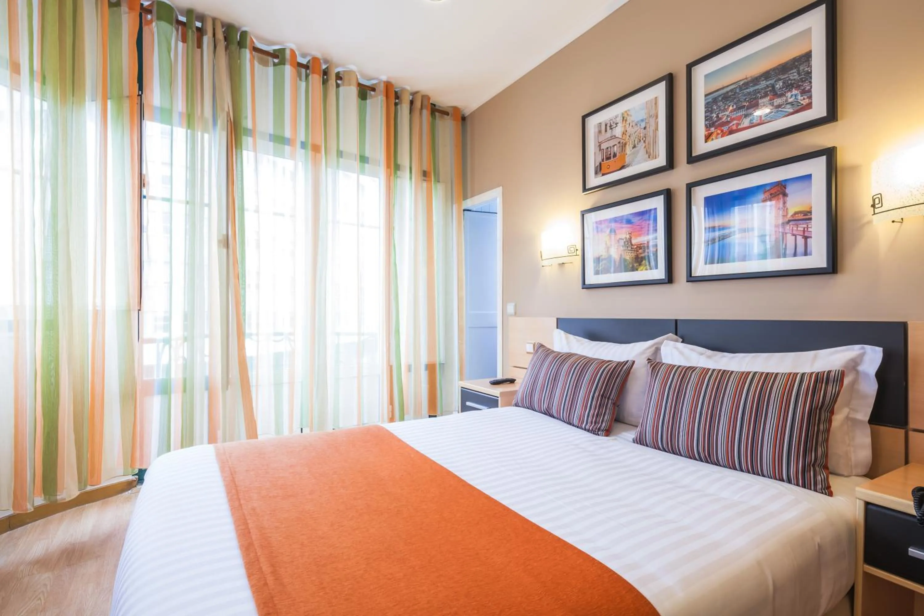 Bedroom, Bed in Vila Nova Guesthouse