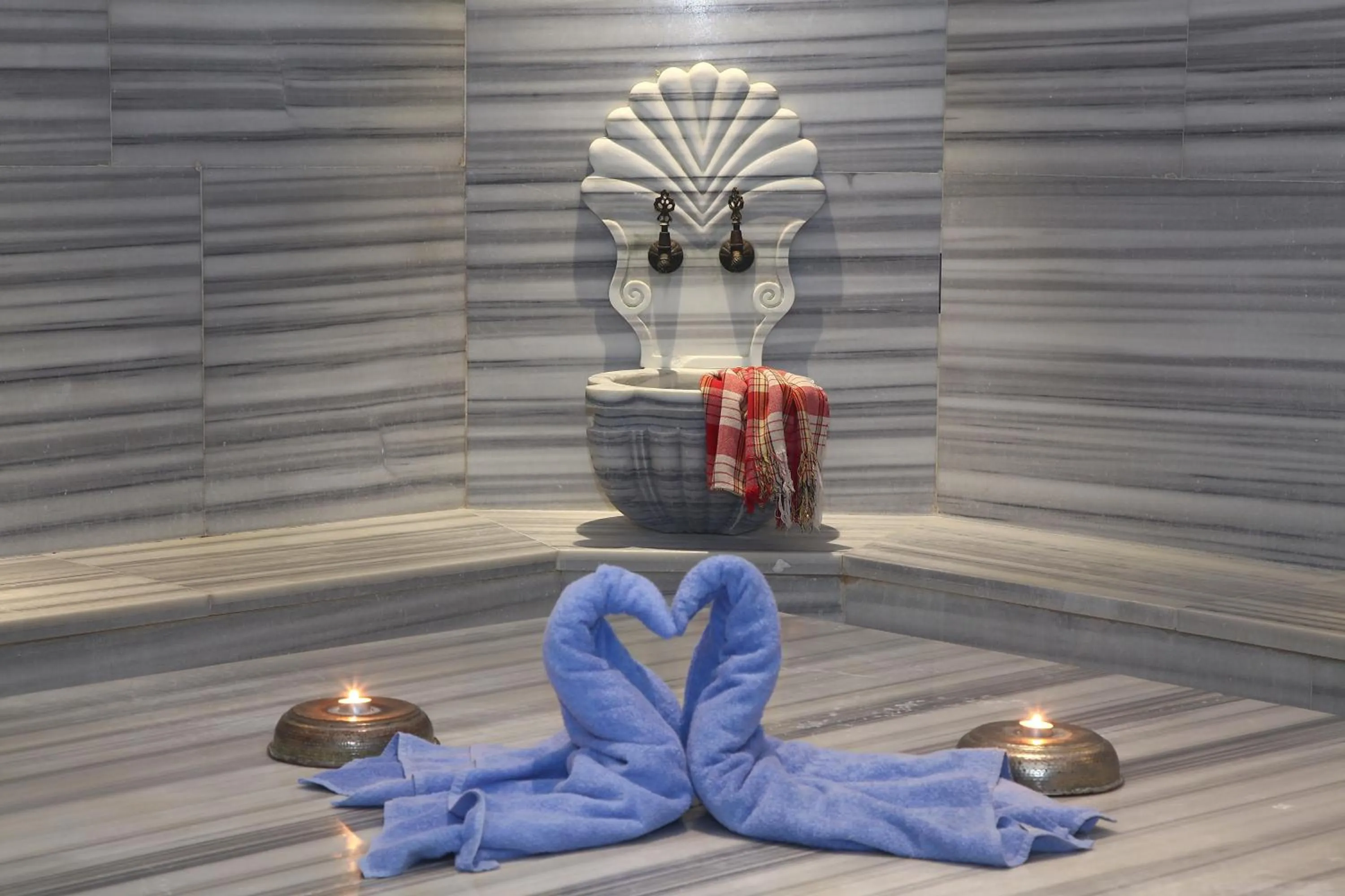 Public Bath in Mandarin Resort & Spa