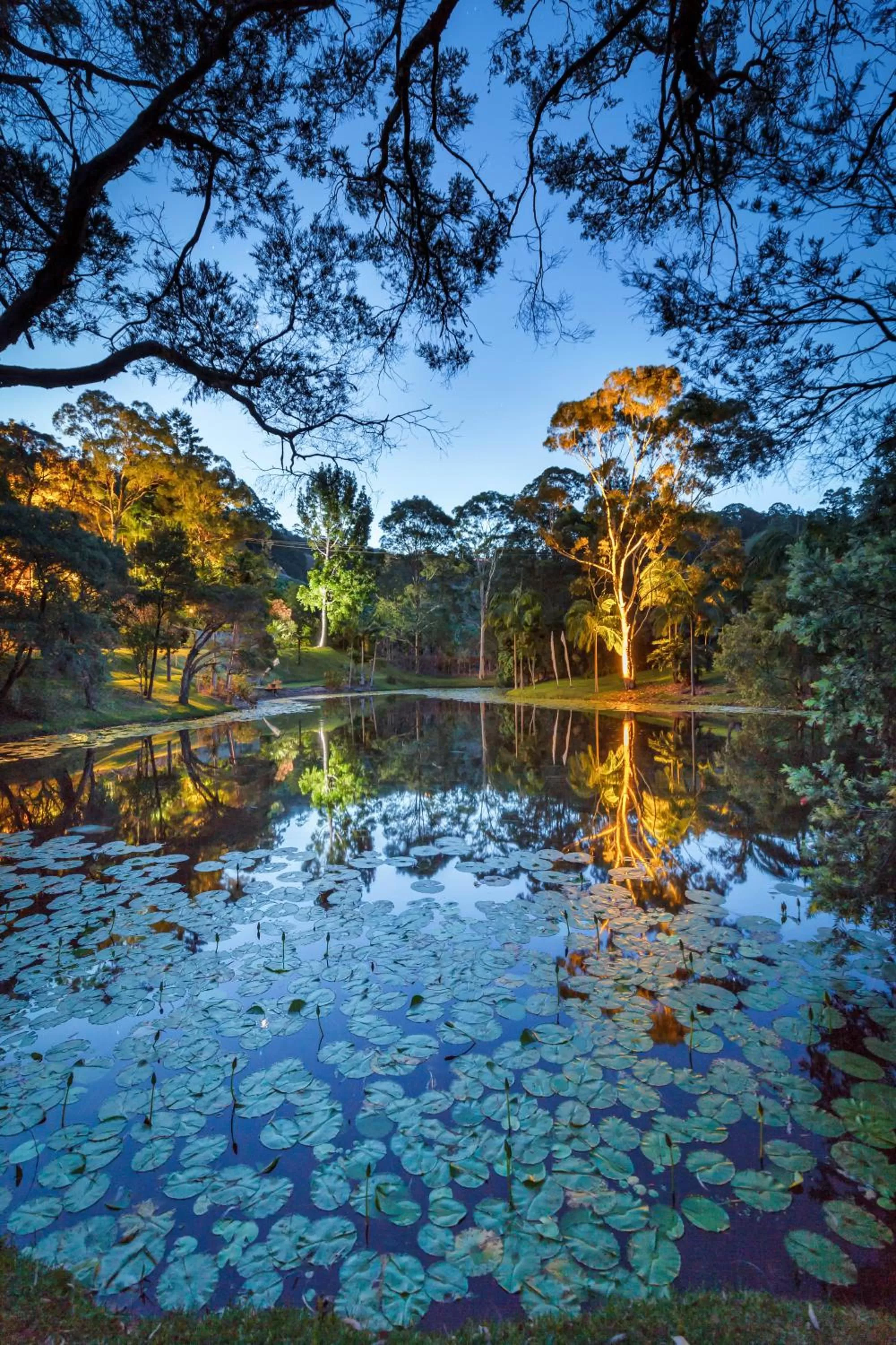 Lake view in Sensom at Sapphire - Adults only B&B