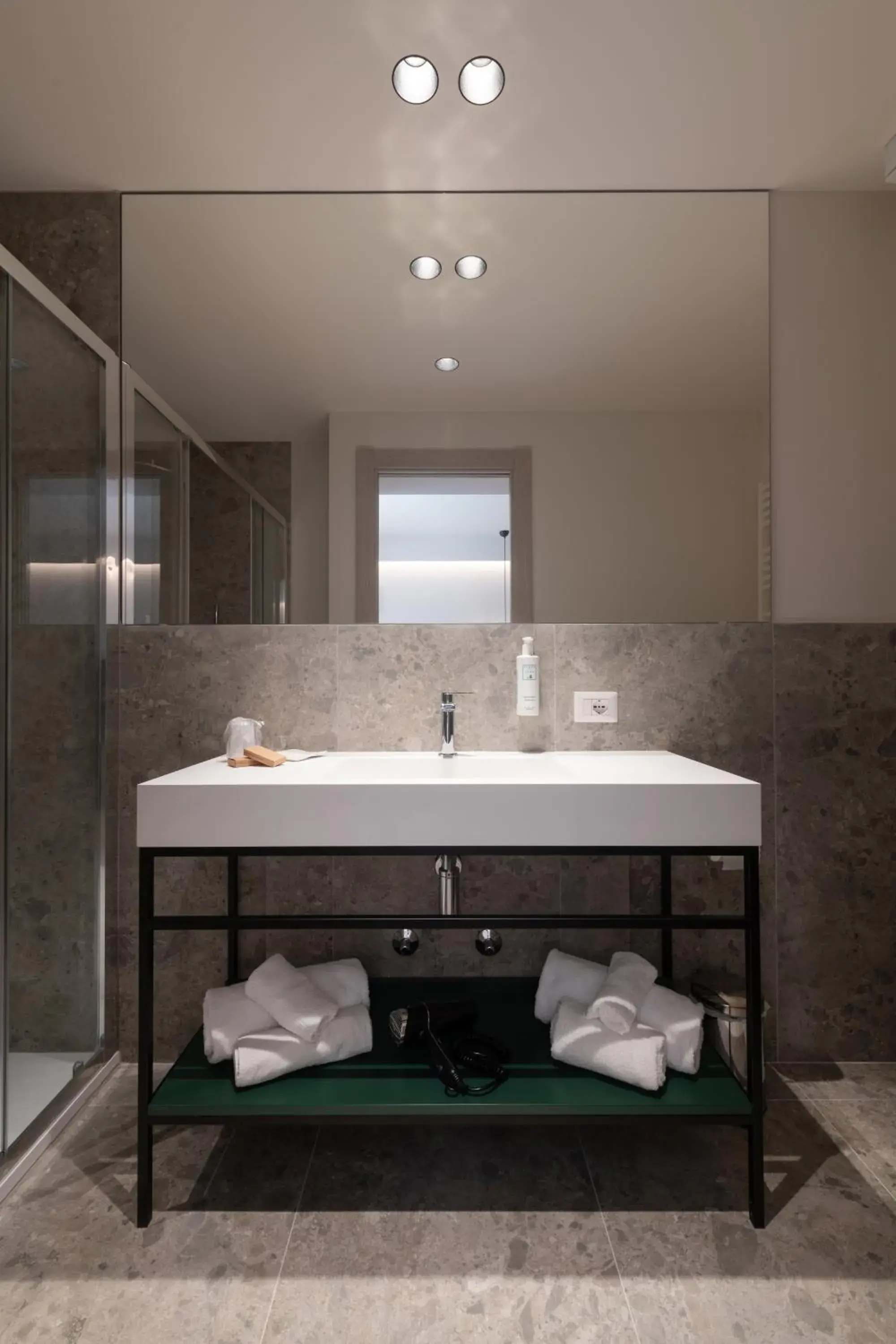 Bathroom in Catignano Hotel Ristorante