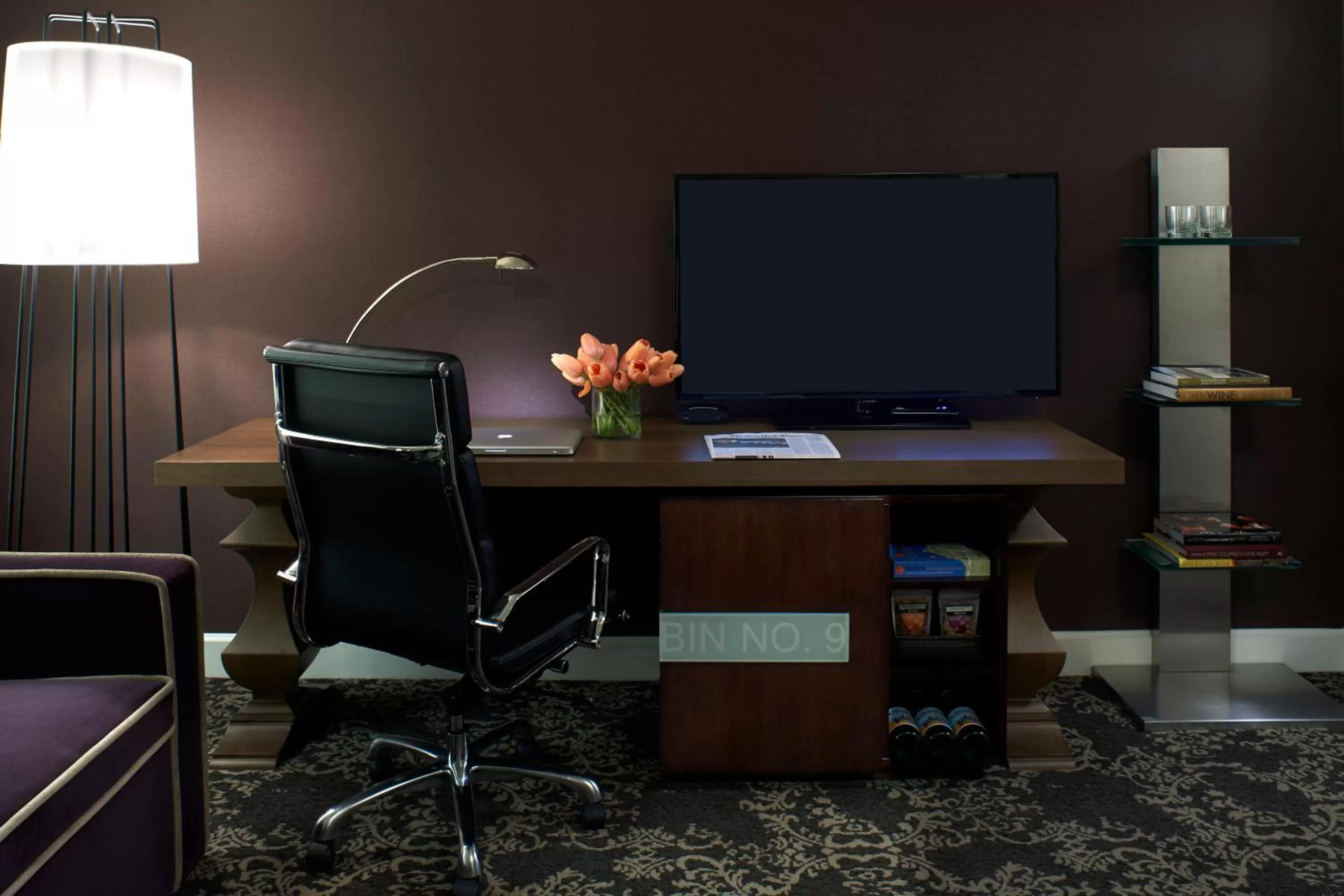 Photo of the whole room in Kimpton Hotel Vintage Seattle by IHG