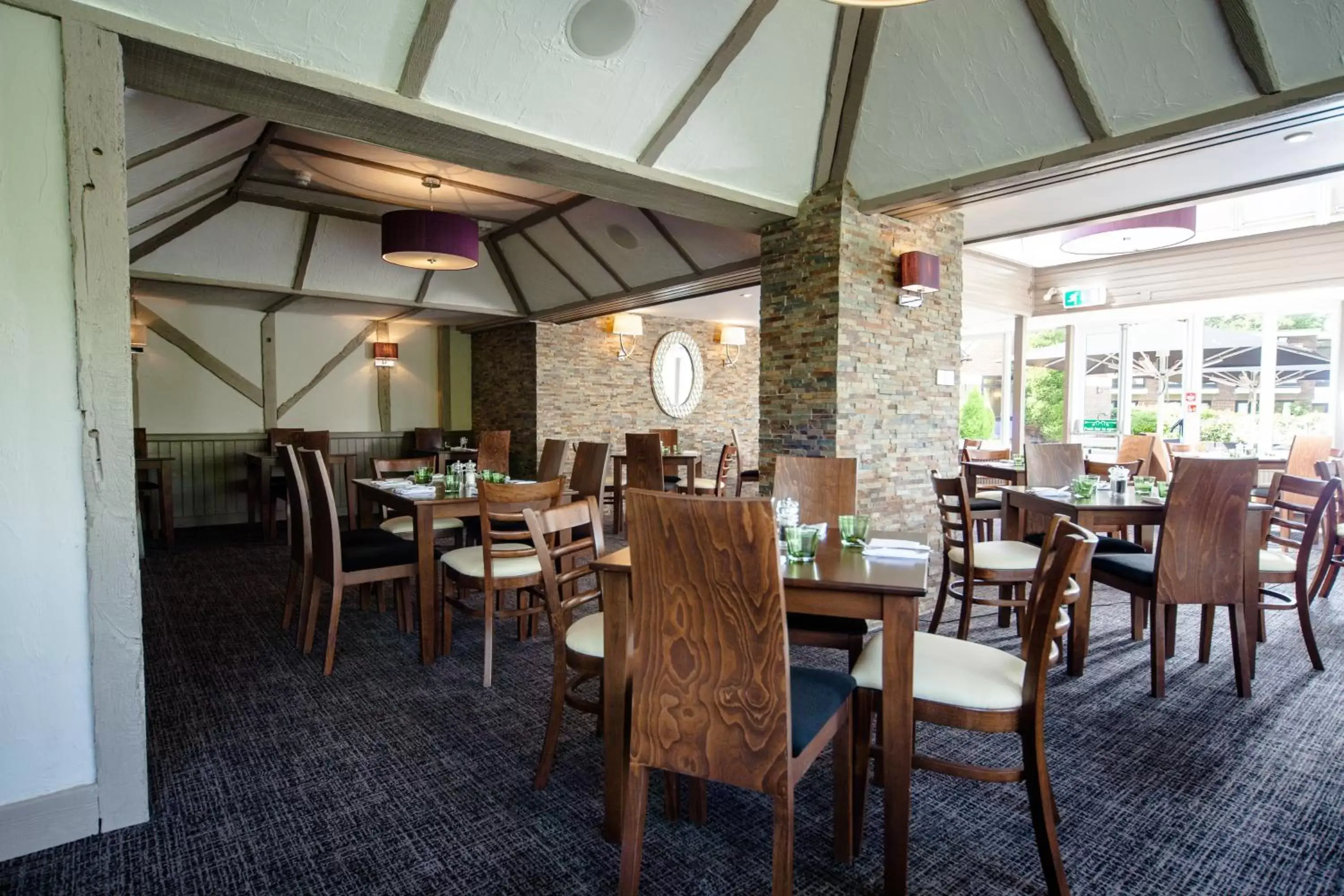 Restaurant/places to eat in The Legacy Rose & Crown Hotel Restaurant/places to eat in The Legacy Rose & Crown Hotel