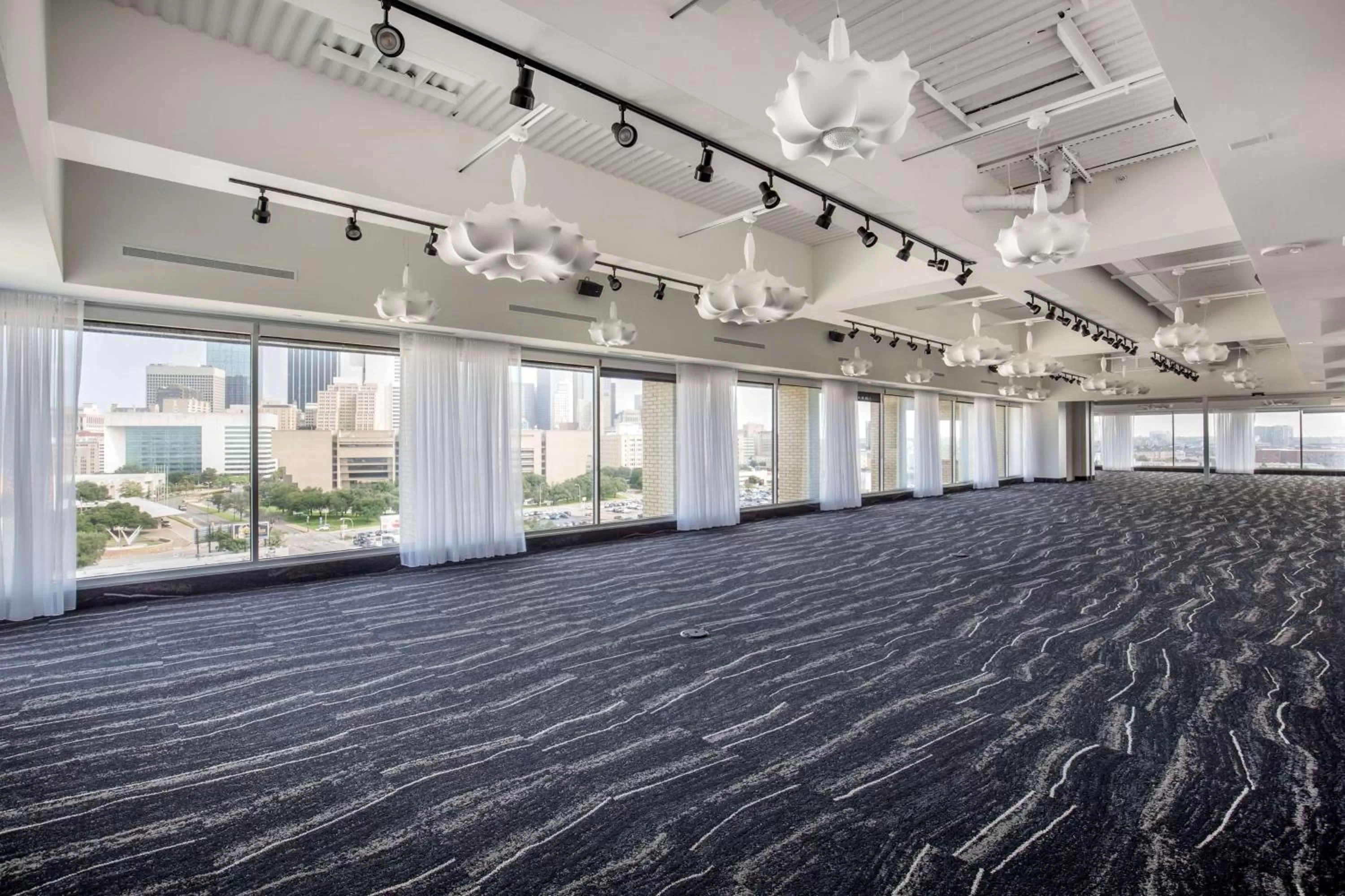 Meeting/conference room in Lorenzo Hotel Dallas, Tapestry Collection by Hilton