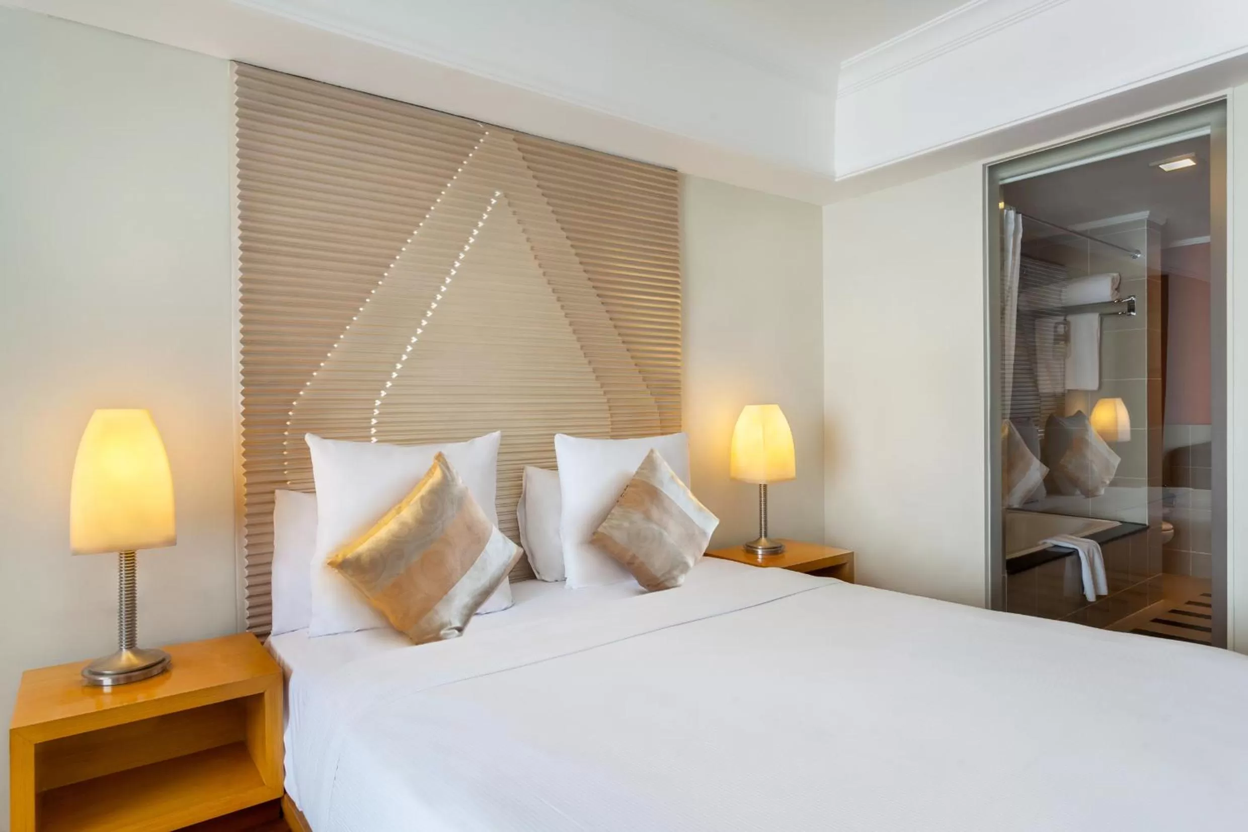 Bed in Novotel Semarang