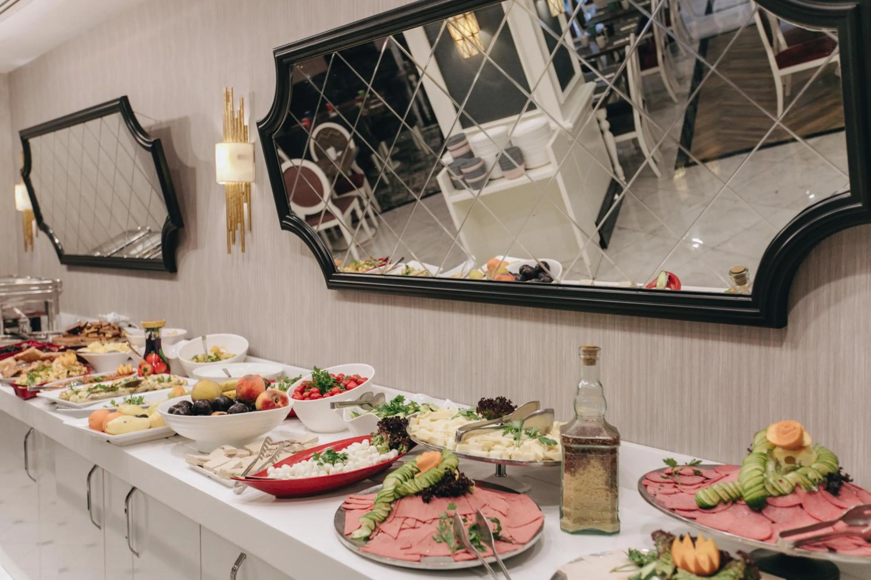 Breakfast in Mia Berre Hotels