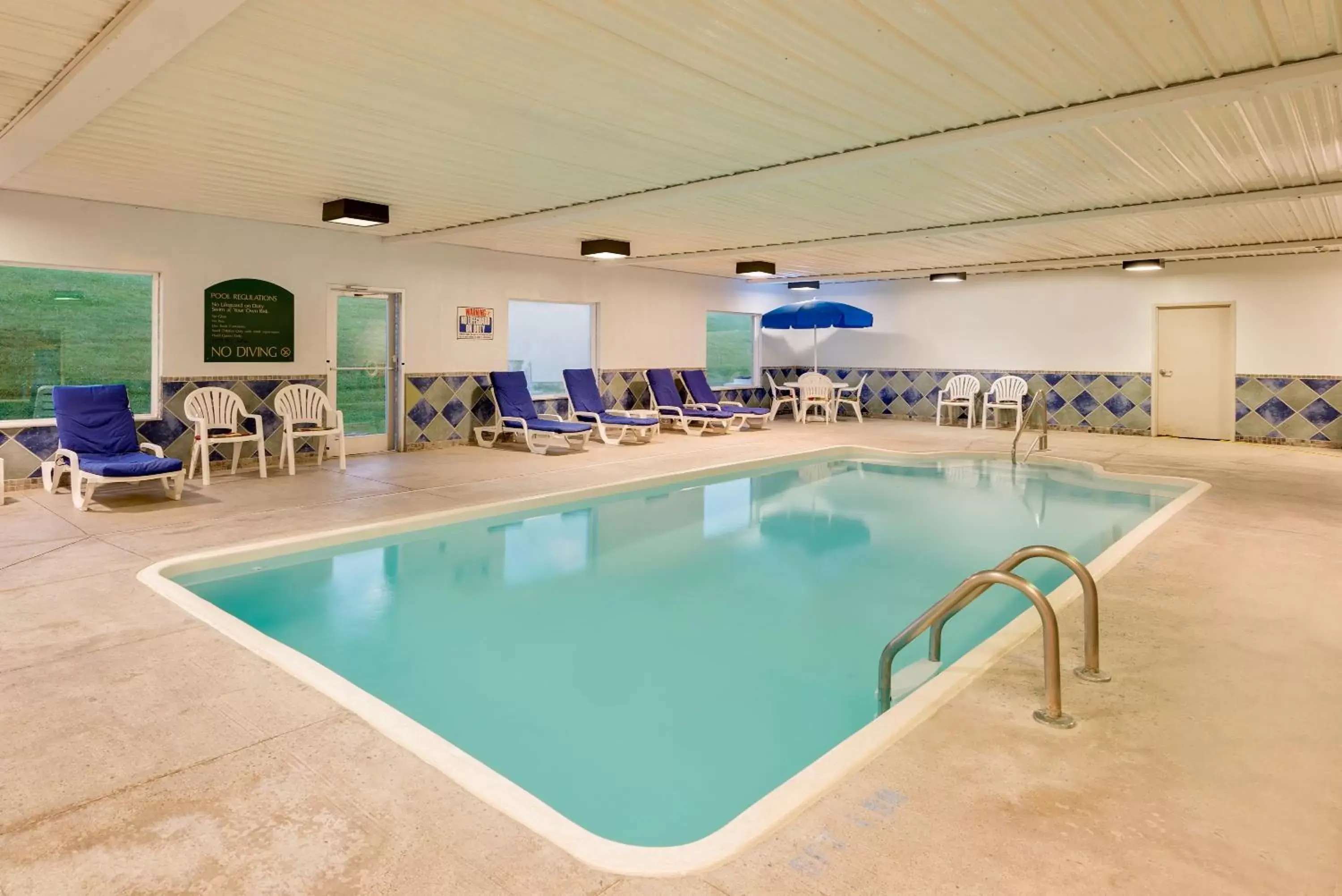 Pool view, Swimming Pool in Baymont by Wyndham Lawrenceburg