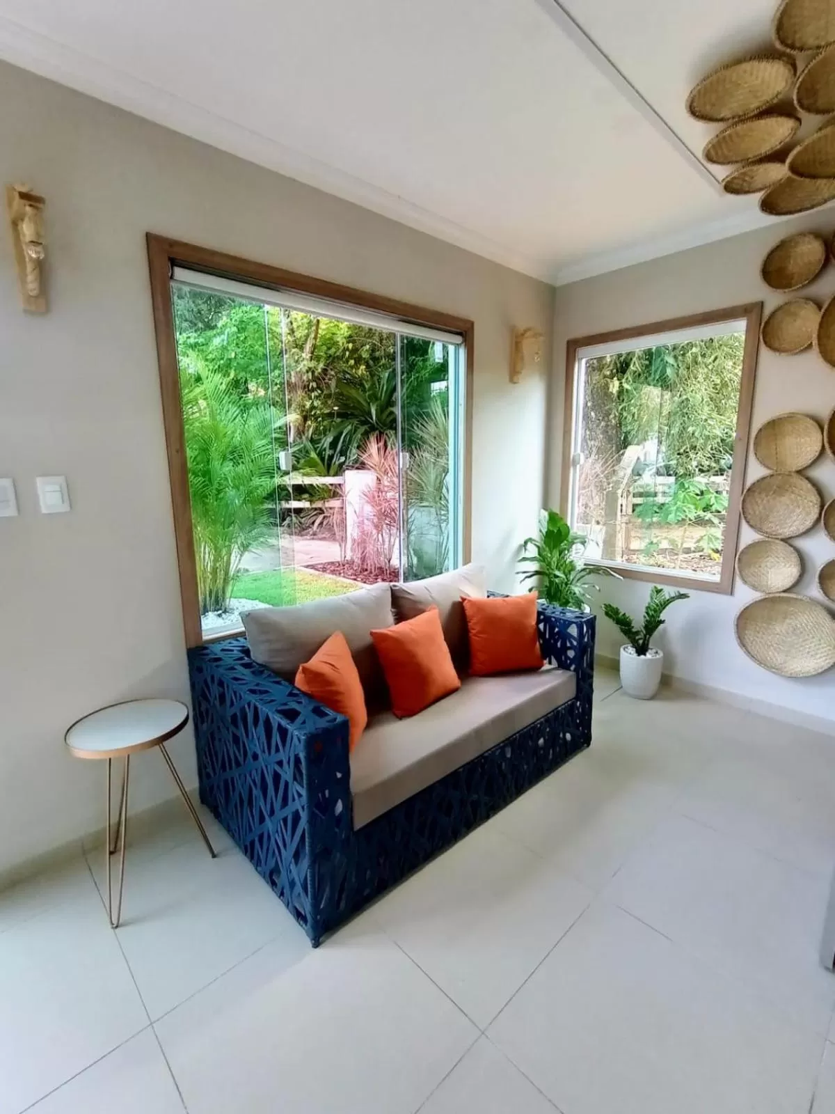 Seating area in Pousada Concha Dourada