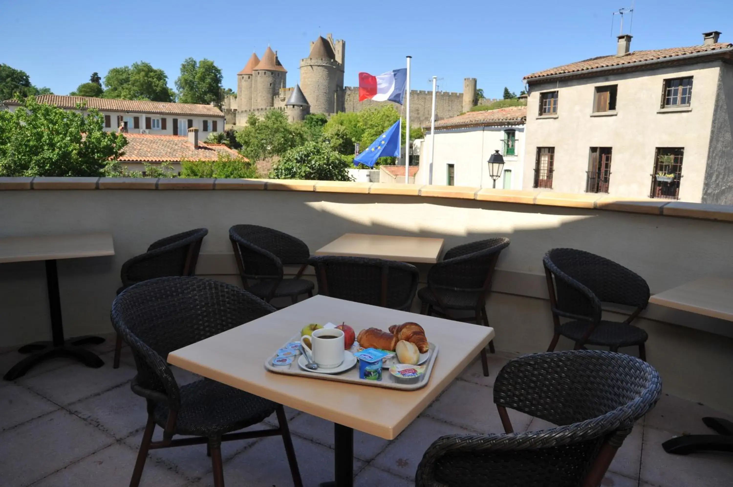 Balcony/Terrace in Hotel Espace Cite