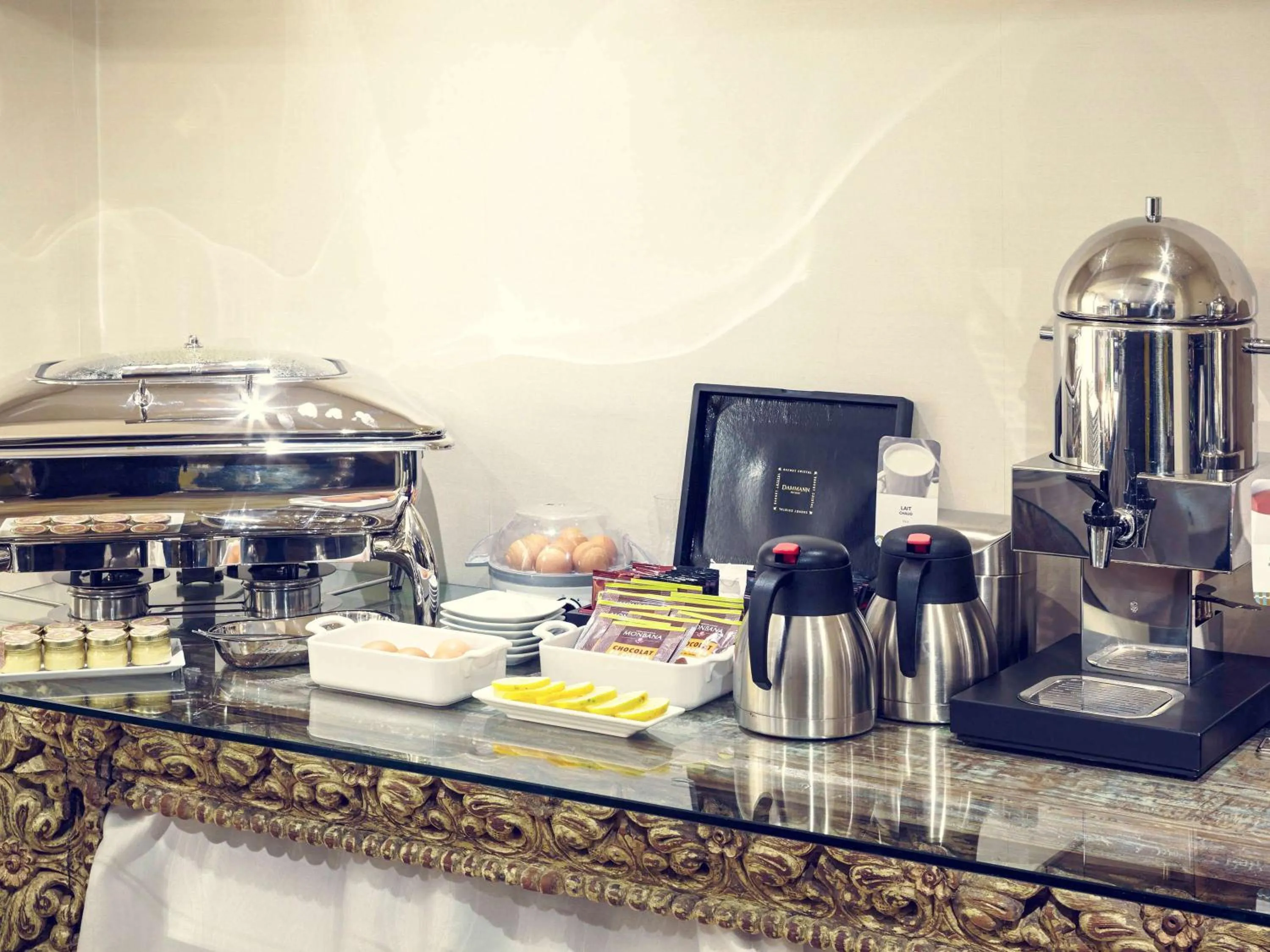 Restaurant/places to eat in Mercure Paris Bastille Saint Antoine