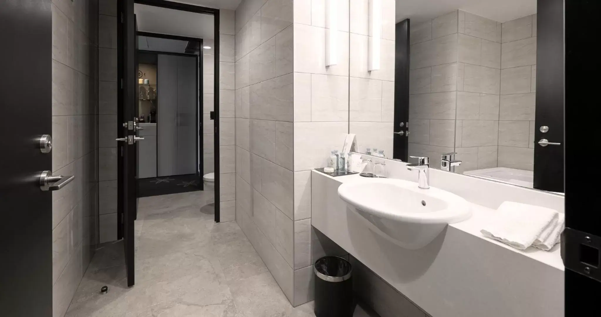 Bathroom in SkyCity Hotel Auckland