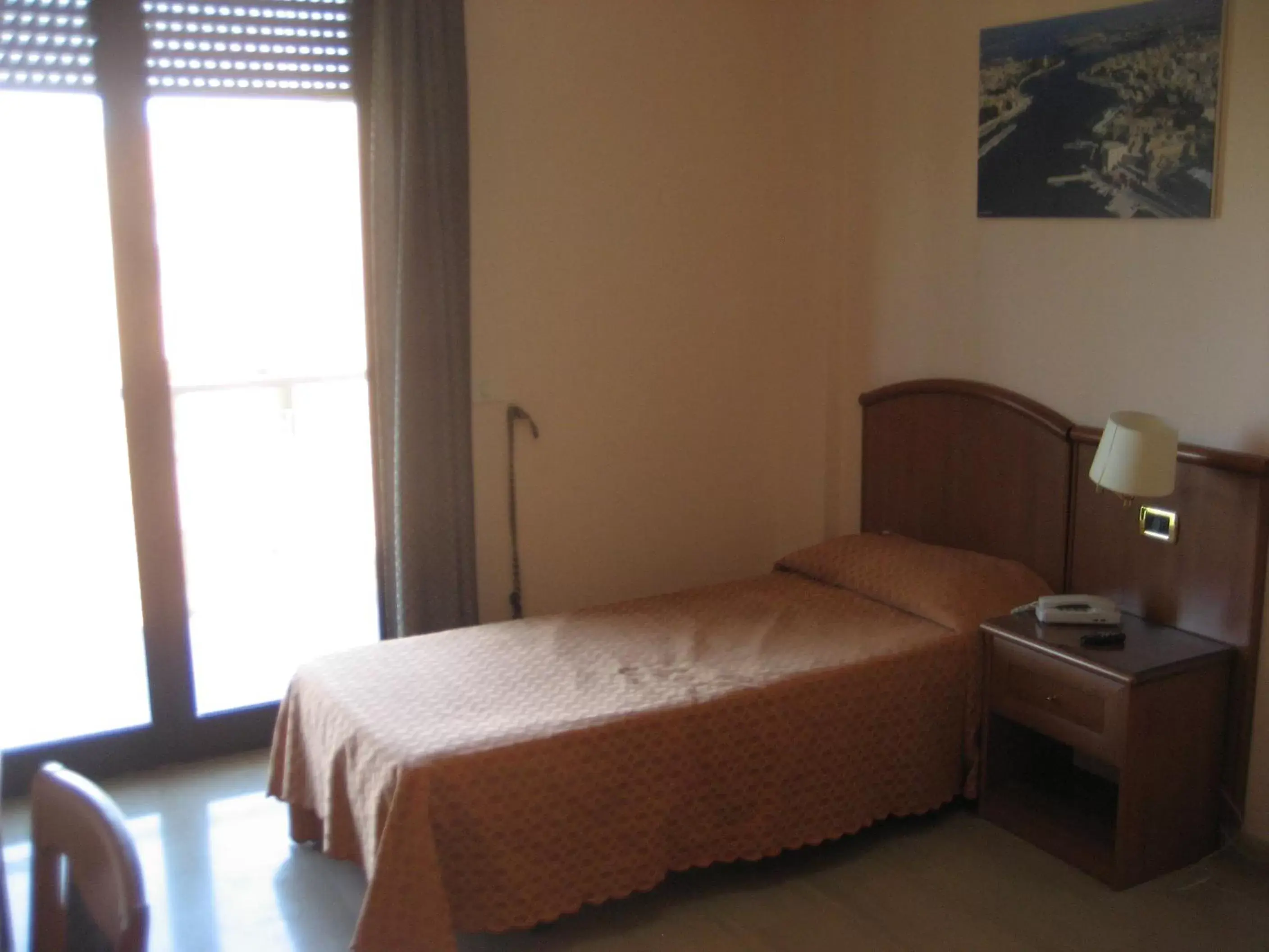 Photo of the whole room, Bed in Campus Hotel