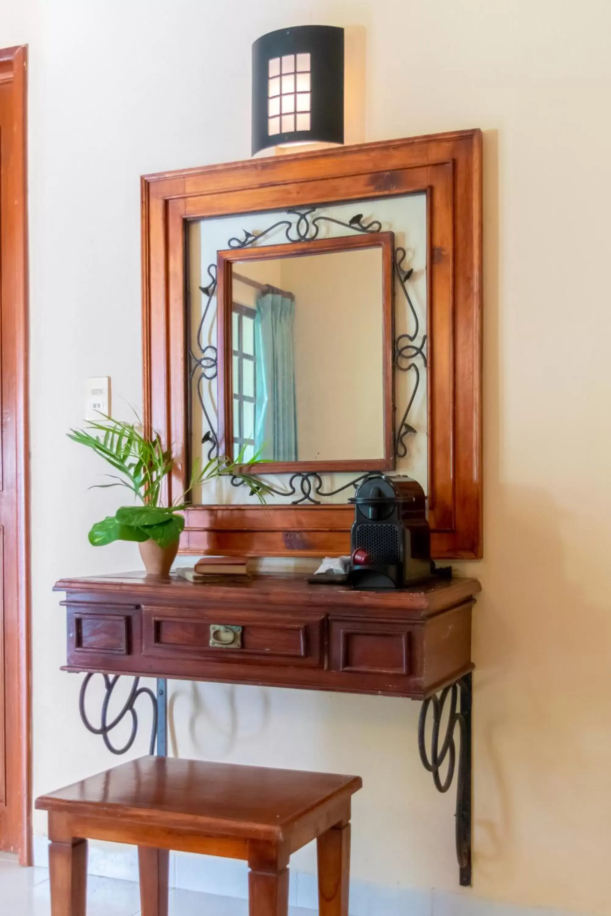 Decorative detail, Bathroom in Hacienda San Miguel Yucatan